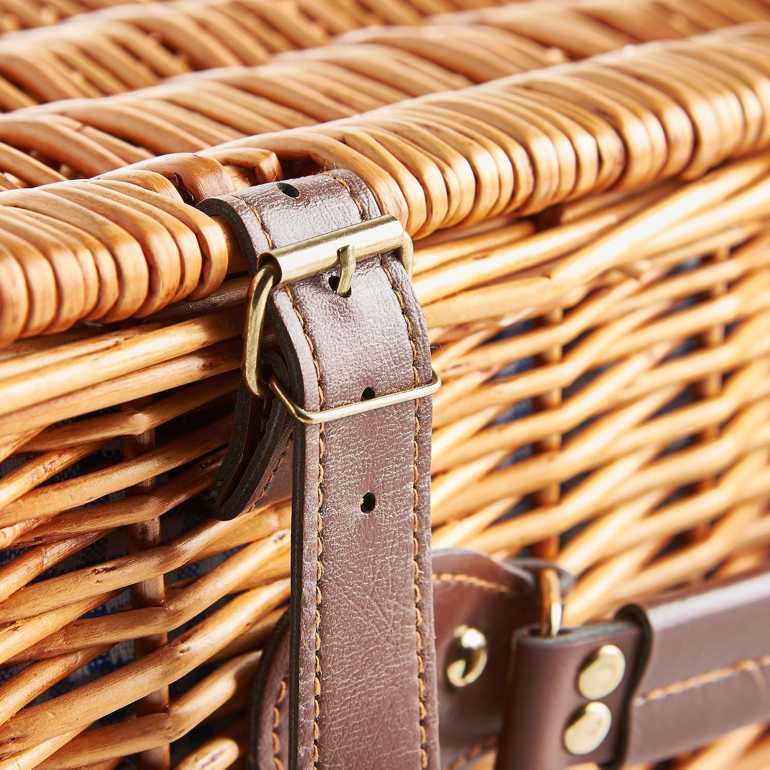 VonShef 4 Person Wicker Picnic Basket Hamper Set with Flatware, Plates and Wine Glasses Includes Blue Checked Pattern Lining and Free Picnic Blanket