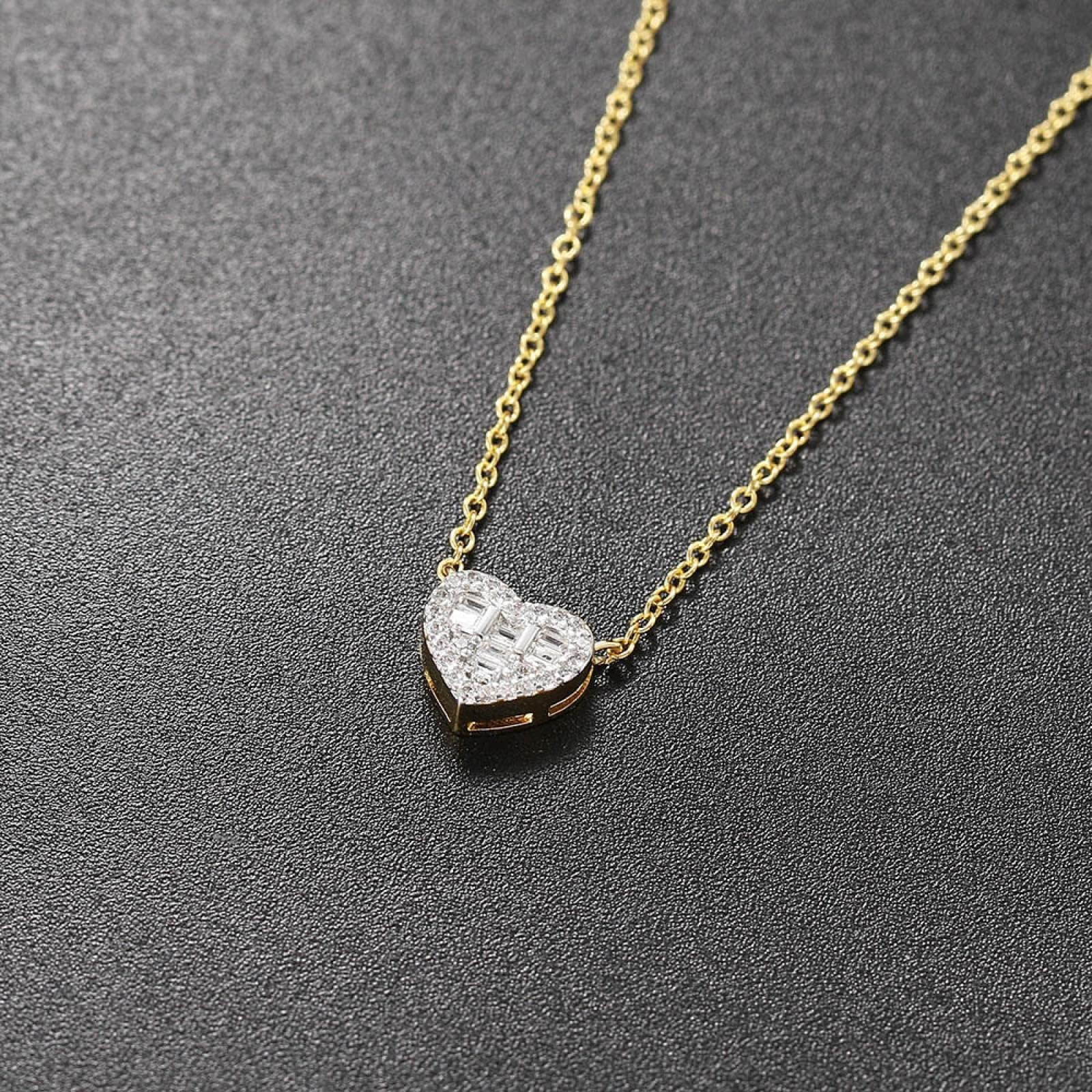 Collares con Colgante estético para Mujer, Gargantilla Femenina en Tono Dorado con corazón de Cristal Coreano, Accesorios de joyería para el Cuello