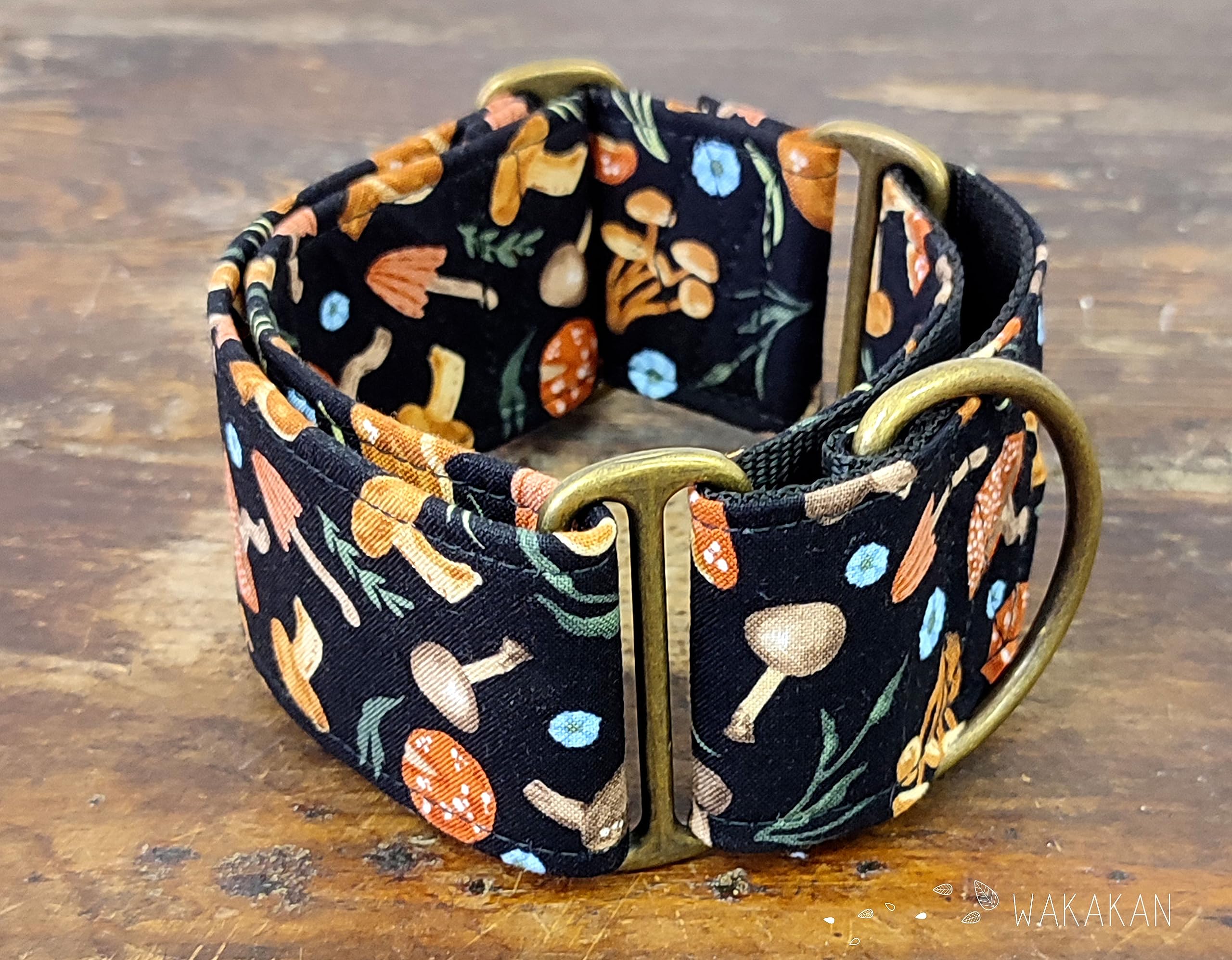 Collar Martingale Para Perro: Witch Potion, Hecho a Mano en España por Wakakán
