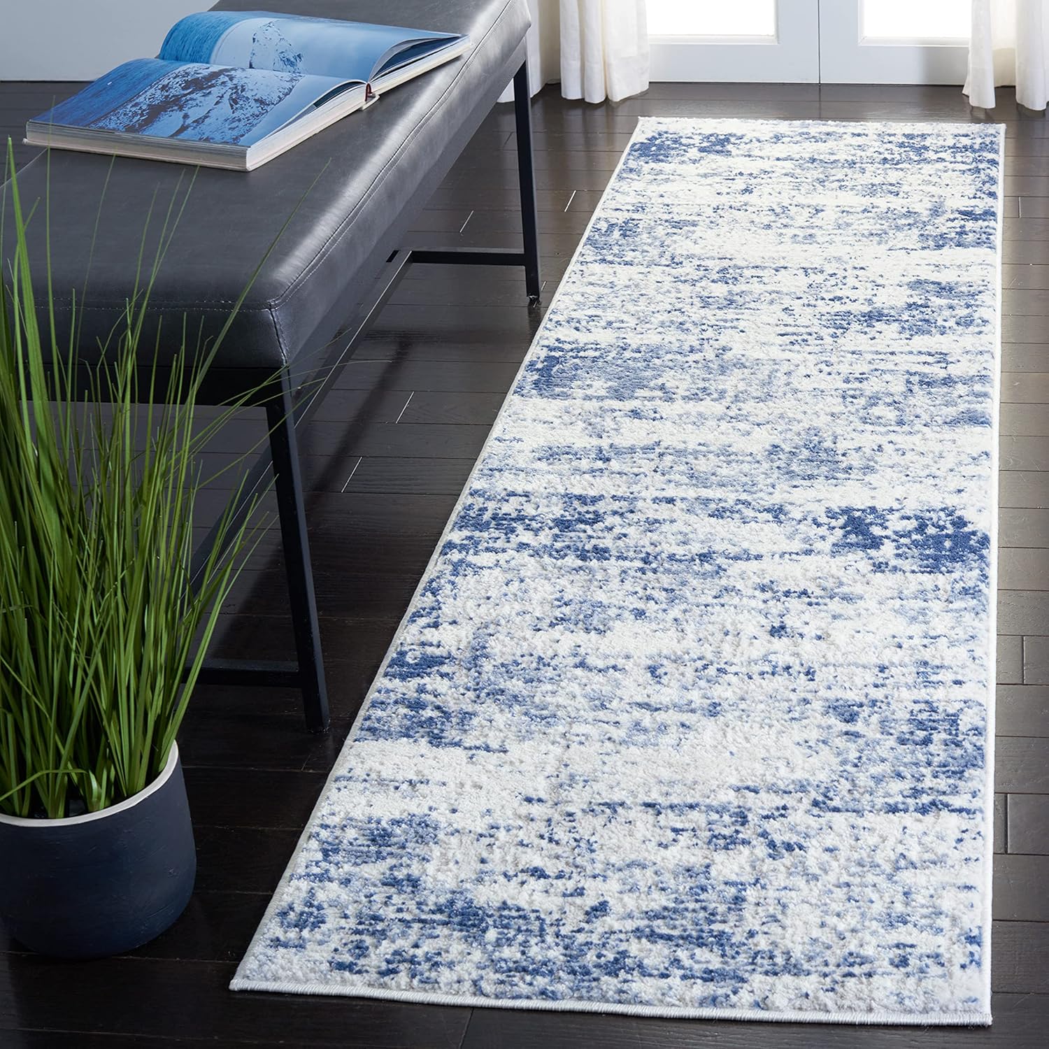 SAFAVIEH Amelia Collection Runner Rug – 2’2″ x 8′, Ivory & Navy, Modern Abstract Design, Non-Shedding & Easy Care, Ideal for High Traffic Areas in Living Room, Bedroom (ALA700B)