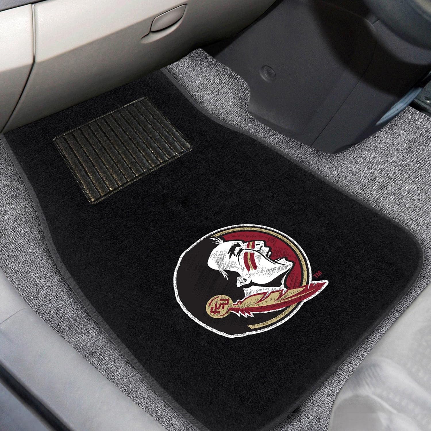 FANMATS NCAA Unisex-Adult 2-Piece Embroidered Team Logo Car Mat Set