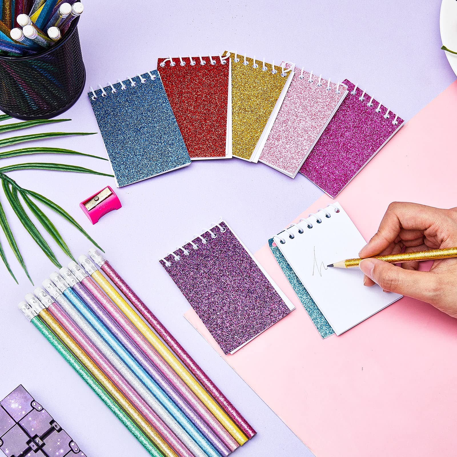 Ctosree 60 blocs de notas pequeños en espiral de prisma y 60 lápices de colores, lápices metálicos con purpurina, mini cuadernos para niños, mini bloc de notas, bloc de notas de bolsillo, bloc de