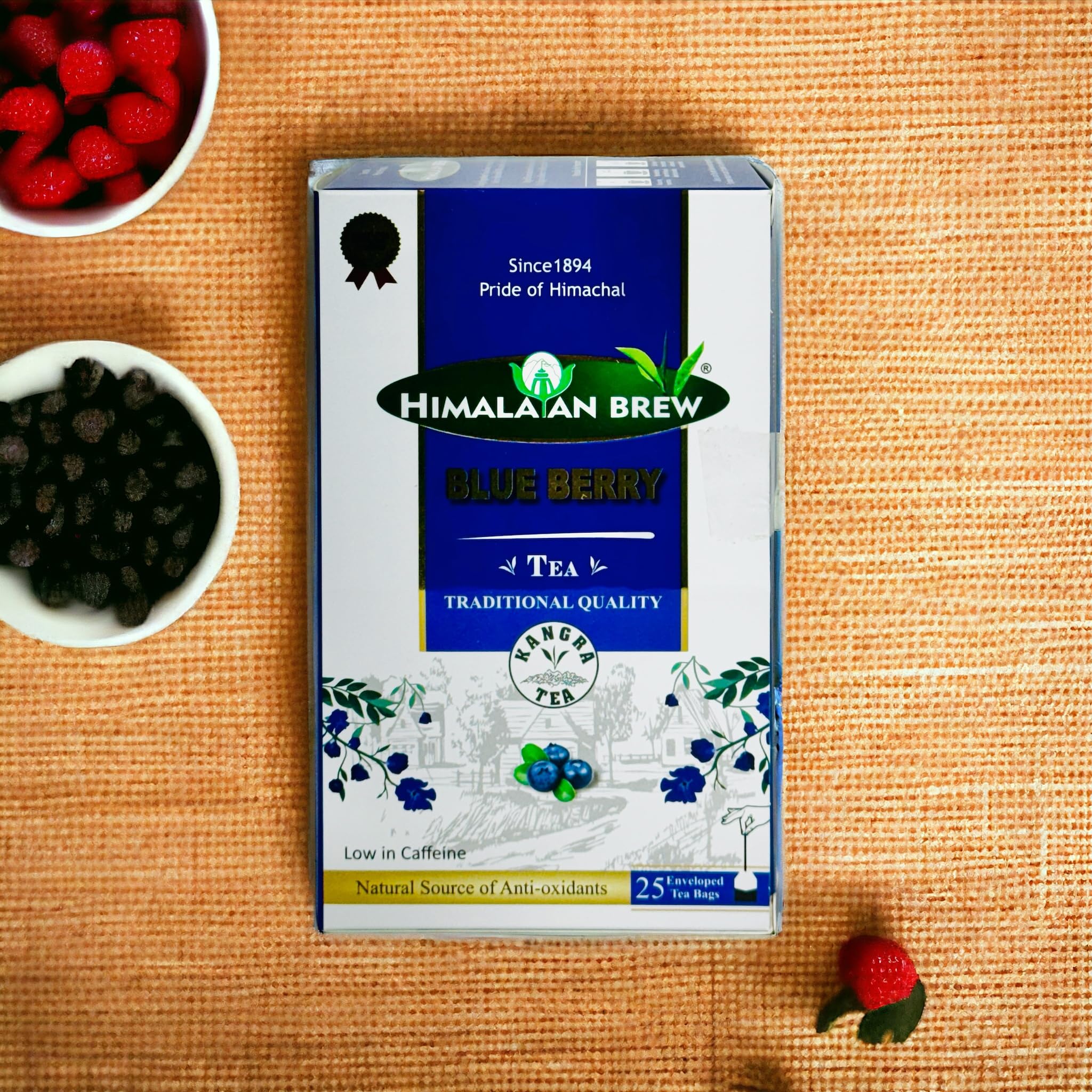 Himalayan Brew Blue Berry Green Tea with Pure Butterfly Pea Flower - Image 2 thumbnail