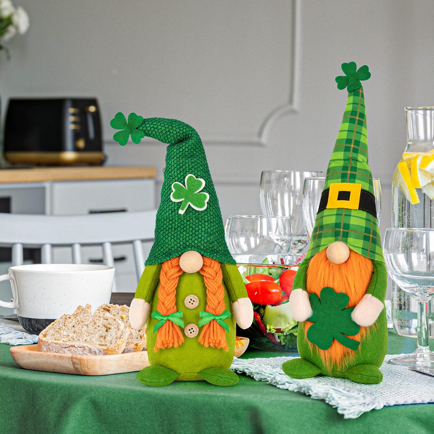 St Patricks Day Gnomes, 2 Pack St Patrick's Day Decorations for the Home, Handmade Irish Scandinavian Swedish Gnomes, Plush Shamrock St Patricks Day Gnomes Decor, St Patricks Day Gift for Tiered Tray