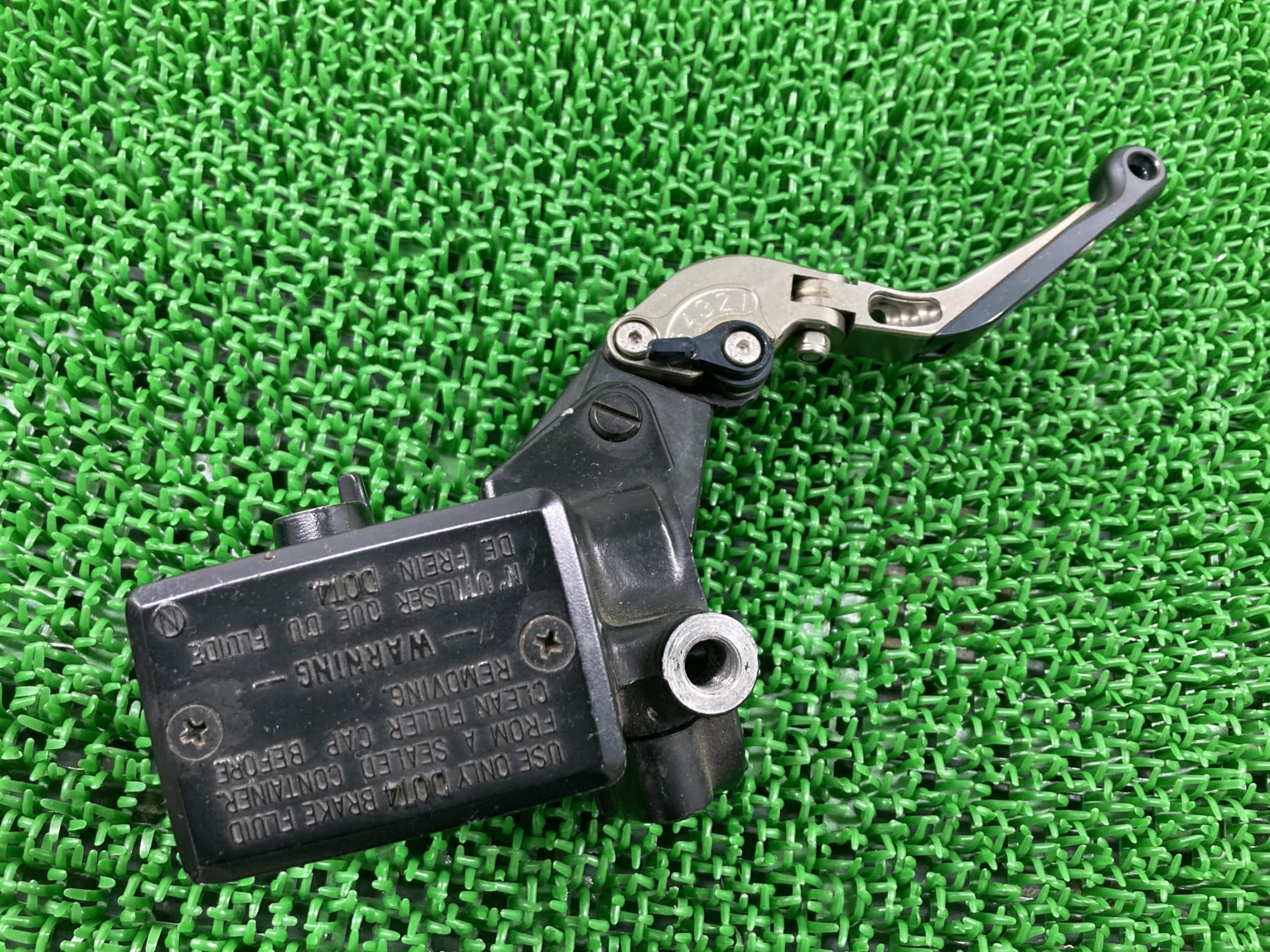 Amazon | カワサキ(Kawasaki) ZRX1200ダエグフロントブレーキマスター 