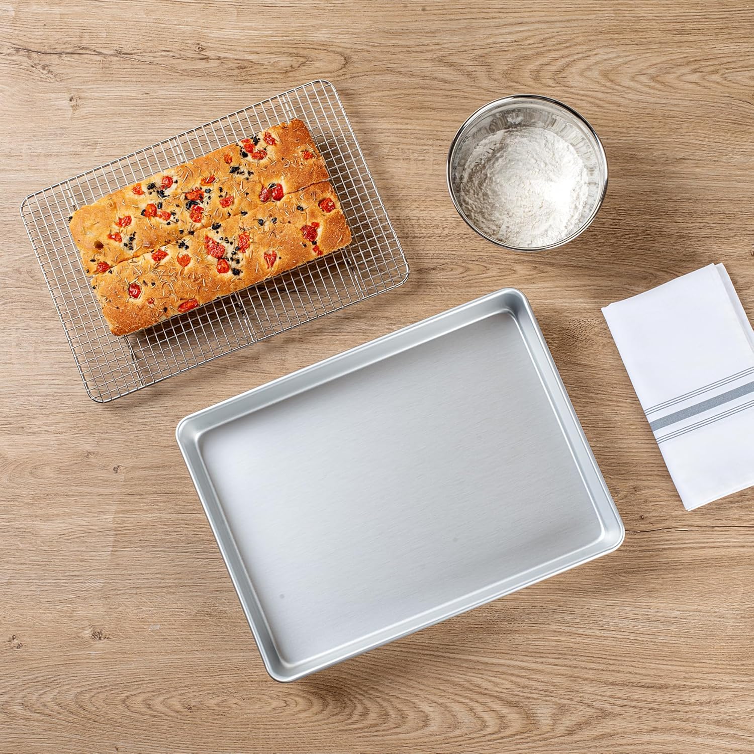 Restaurantware-Met Lux 15 x 12 x 2 Inch Straight-Sided Baking Tins, 12 Rectangular Cake Pans - Oven-Ready, Freezable, Anodized Aluminum Baking Sheet Cake Pans, Greaseproof, For Birthday Cakes