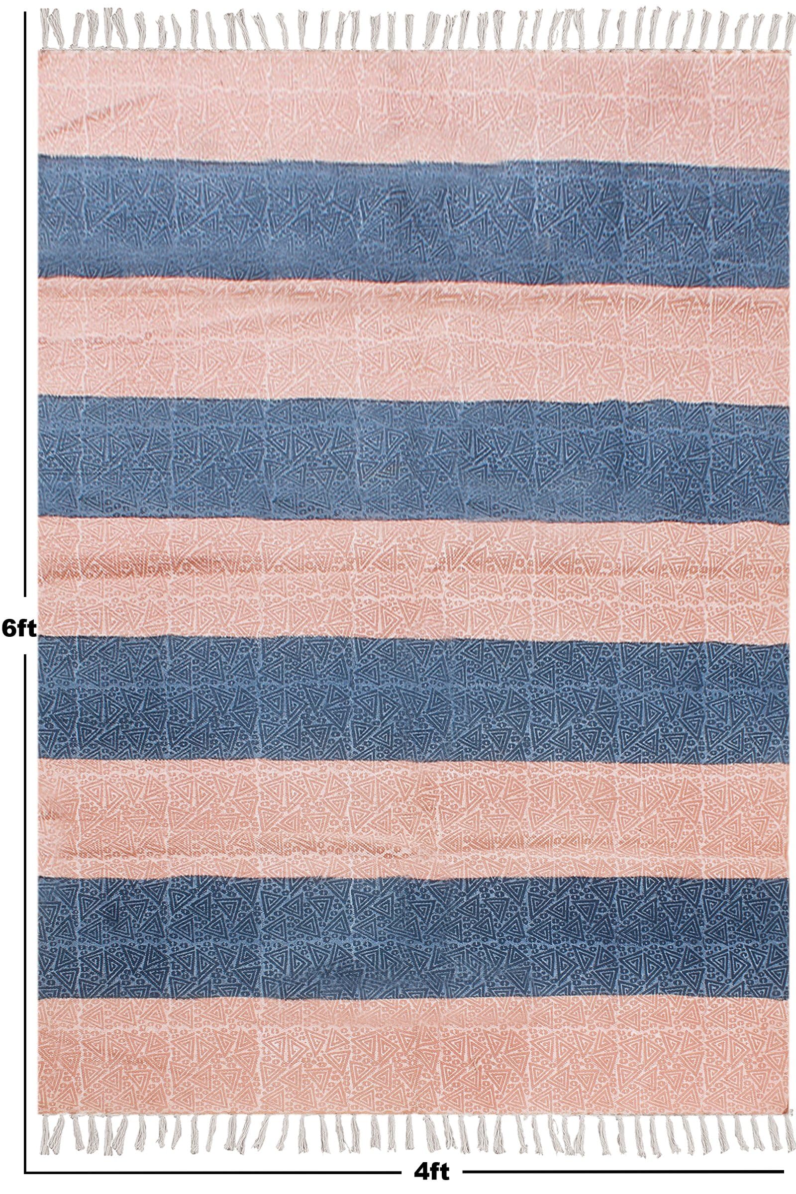 Kelim Teppich, quadratisch, handbedruckt, Baumwolle, Dhurrie, rosa und blau, gestreiftes Design, Handwäsche, 0,5 cm dick, handgefertigt, Boho, für drinnen und draußen, Flachgewebe, Teppiche für Flur
