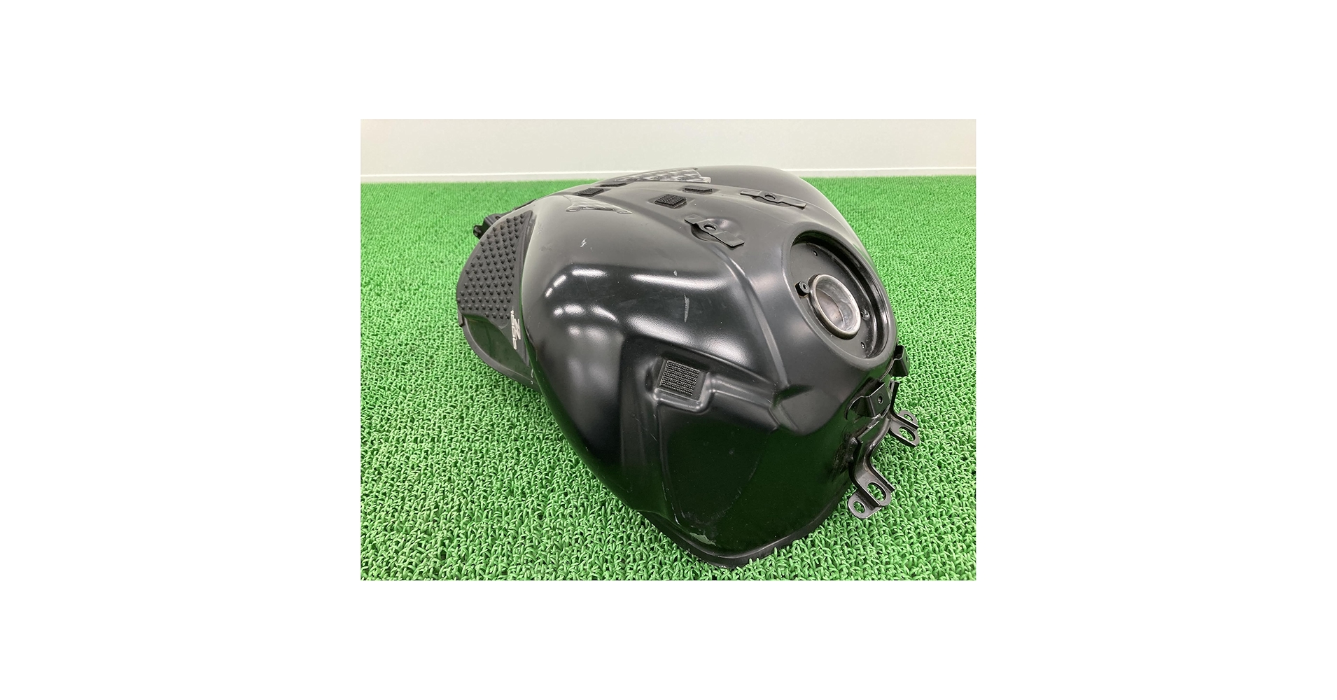 Amazon | Z1000 タンク 黒 カワサキ 純正 中古 バイク 部品