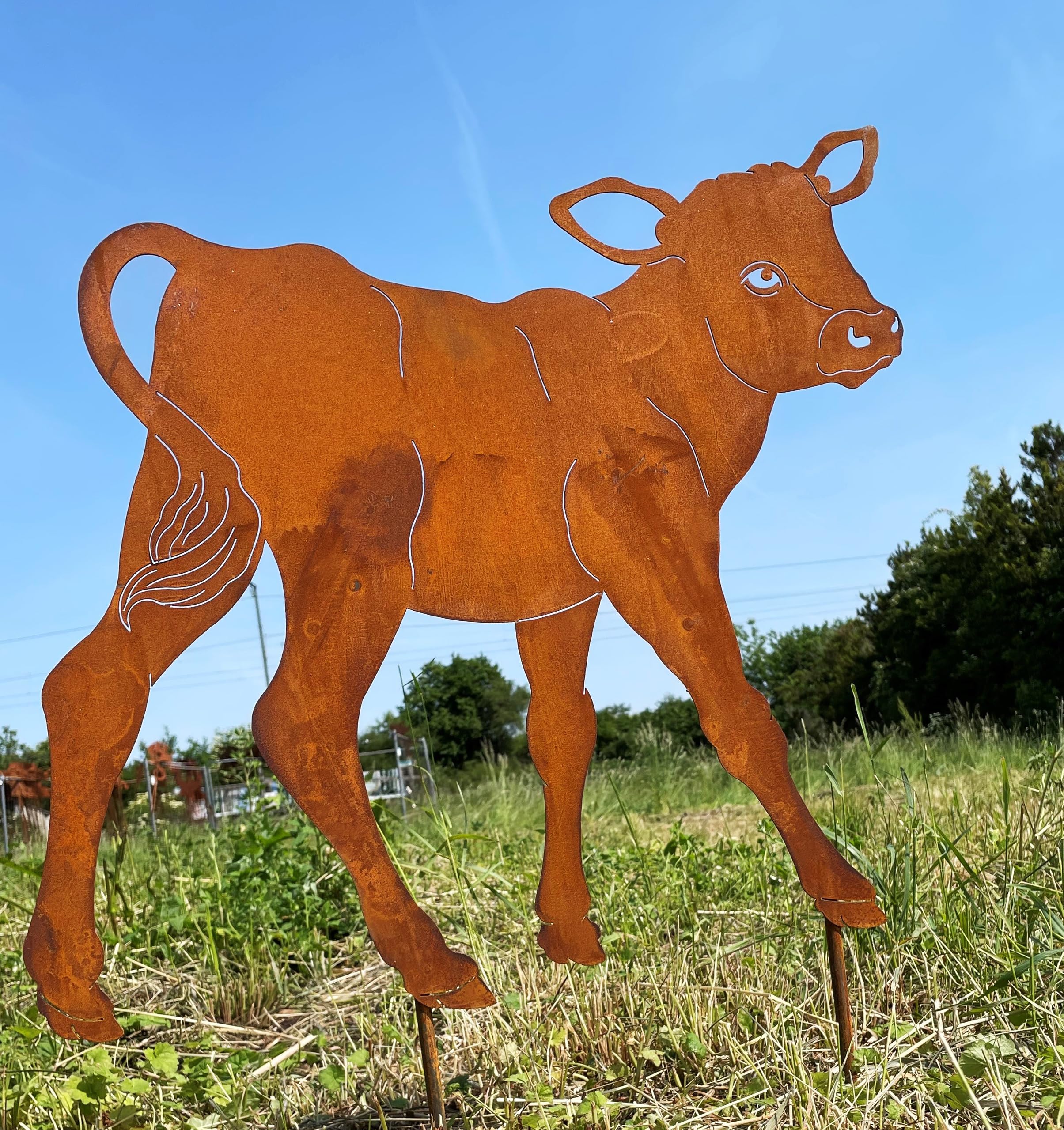 STEINFIGURENWELT GIEBEN Kuh Kalb 52x56cm Gartenstecker Edelrost Gartendeko Wetterfest Rost Metall Rostfigur Bauernhof Tier