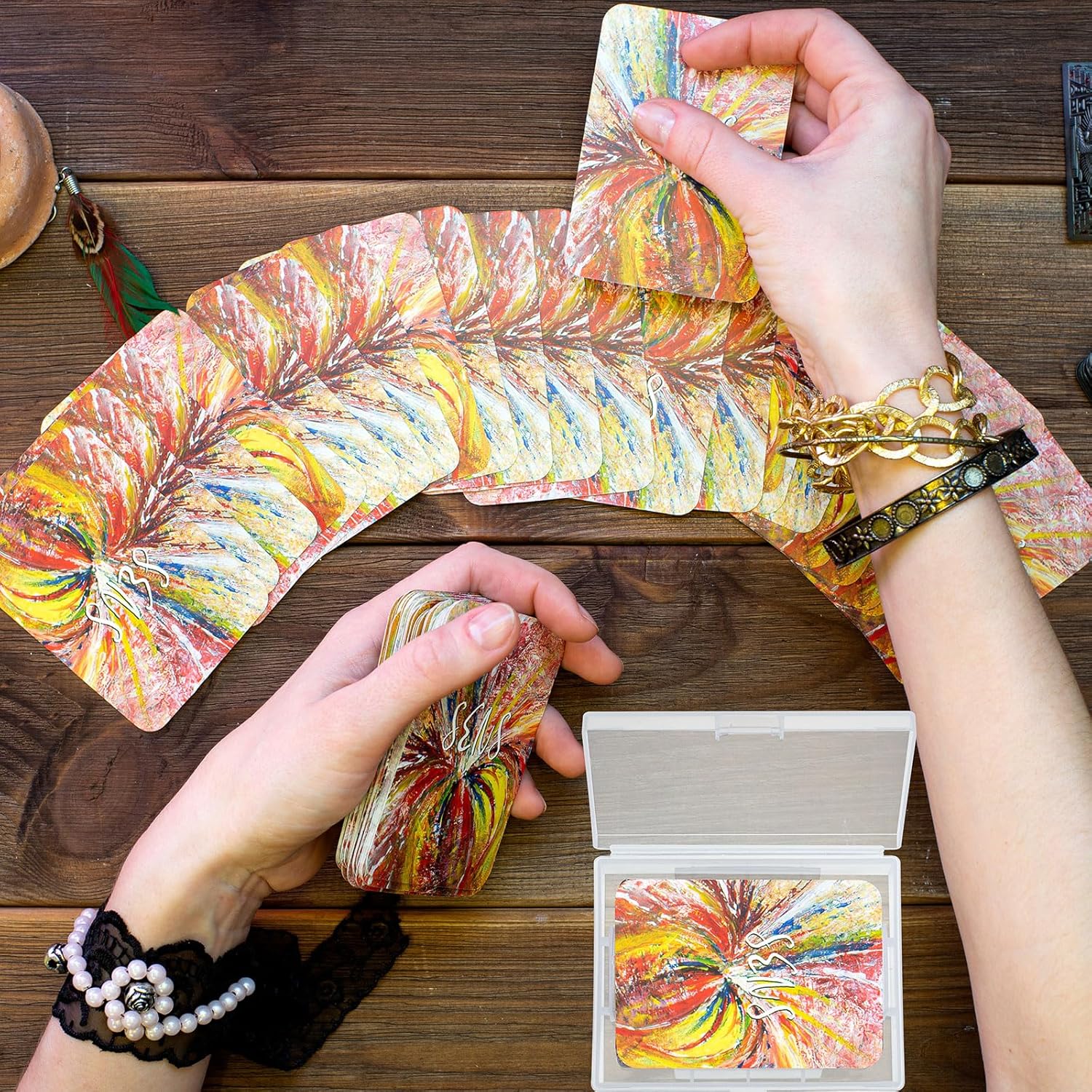 Skylety 50 Pcs blank Playing Card Case, Clear Poker Box Snap Closed, Plastic Playing Game Card Storage Box Holder for Poker, Suitable for 3.7x2.7 Inch