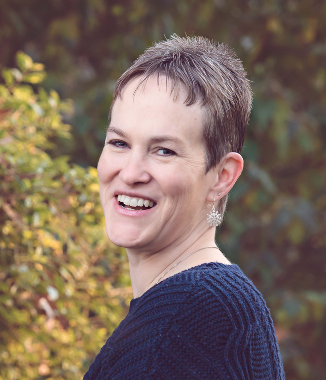 Amazon.com: Robyn Roche-Paull: books, biography, latest update