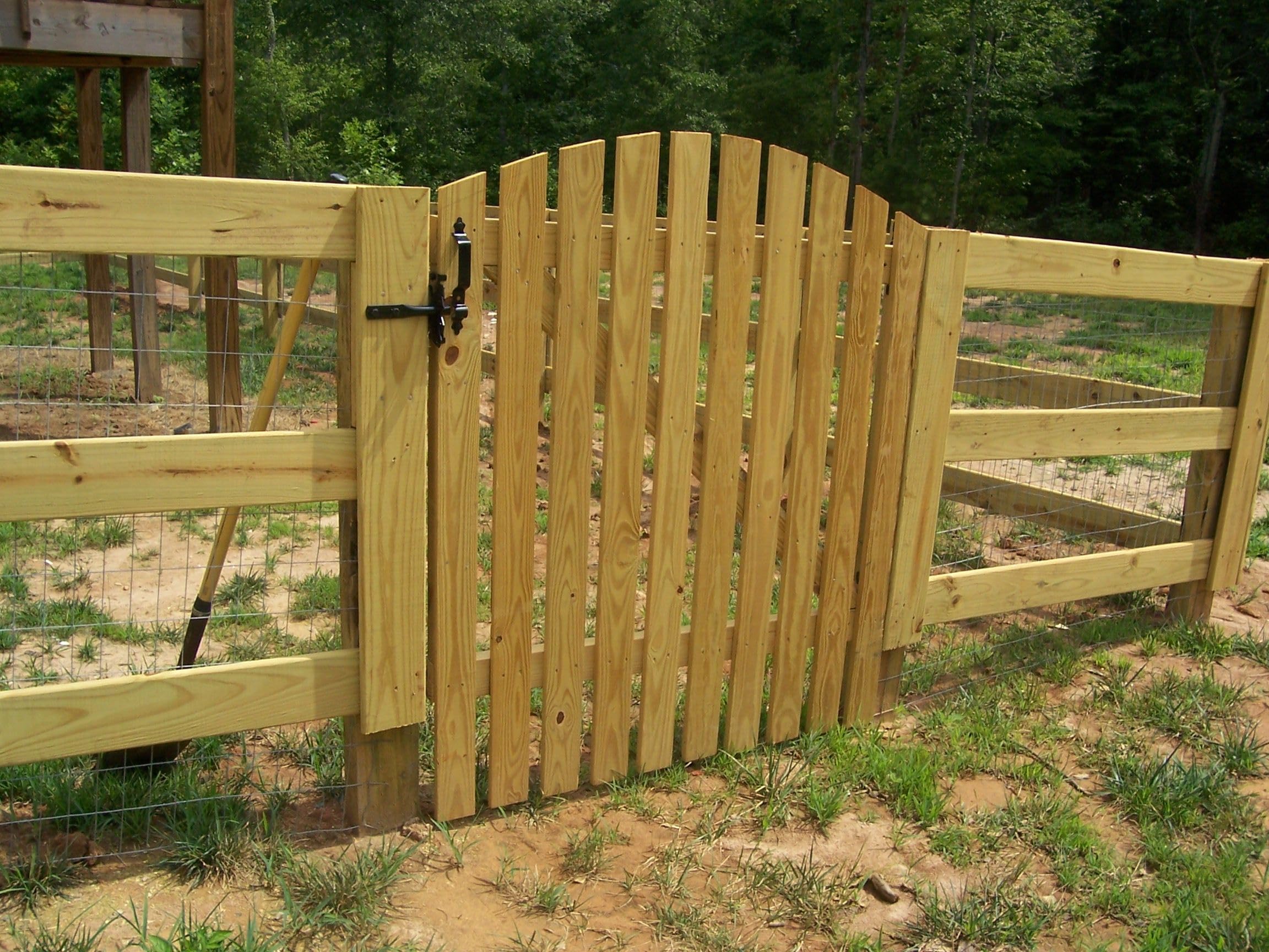 Wooden Garden Arched Picket Gate Pedestrian Gate Wooden Pressure Treated 3ft 90cm,Wooden Garden gate, Garden Gates Wooden, Garden Gates Wooden Picket (90cm High x 90cm Wide x 7cm Deep)