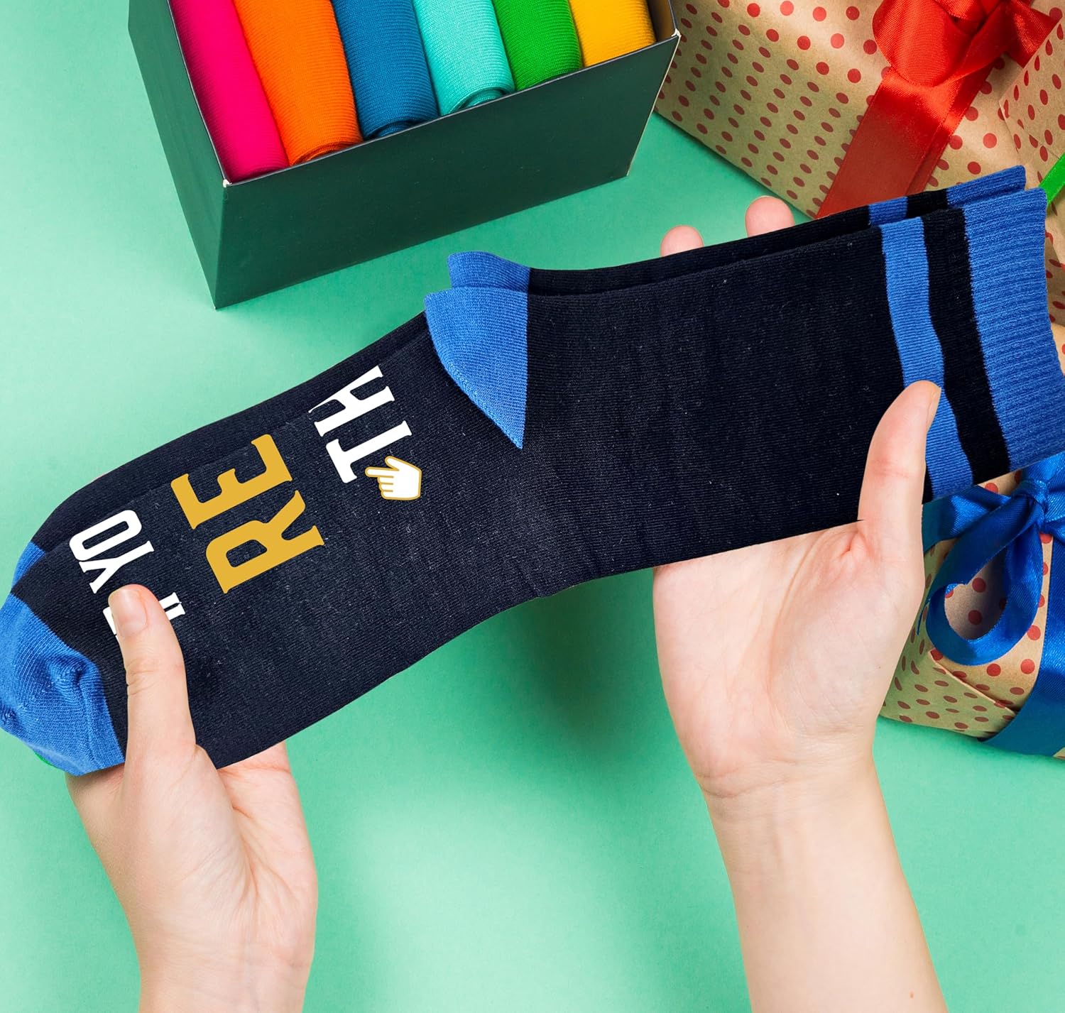 If You Can Read This Funny Socks, Novelty Beer Gifts For Men Dad Father Husband Grandpa, Funny Gifts Ideas For Fathers Day Birthday, Anniversary, Christmas, B01 - Image 2