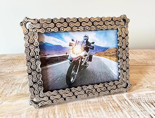 Vista 3 de Top Brass Marco de fotos de cadena de bicicletamotocicleta 5 "x 7" foto - Cadena de bicicleta sintética