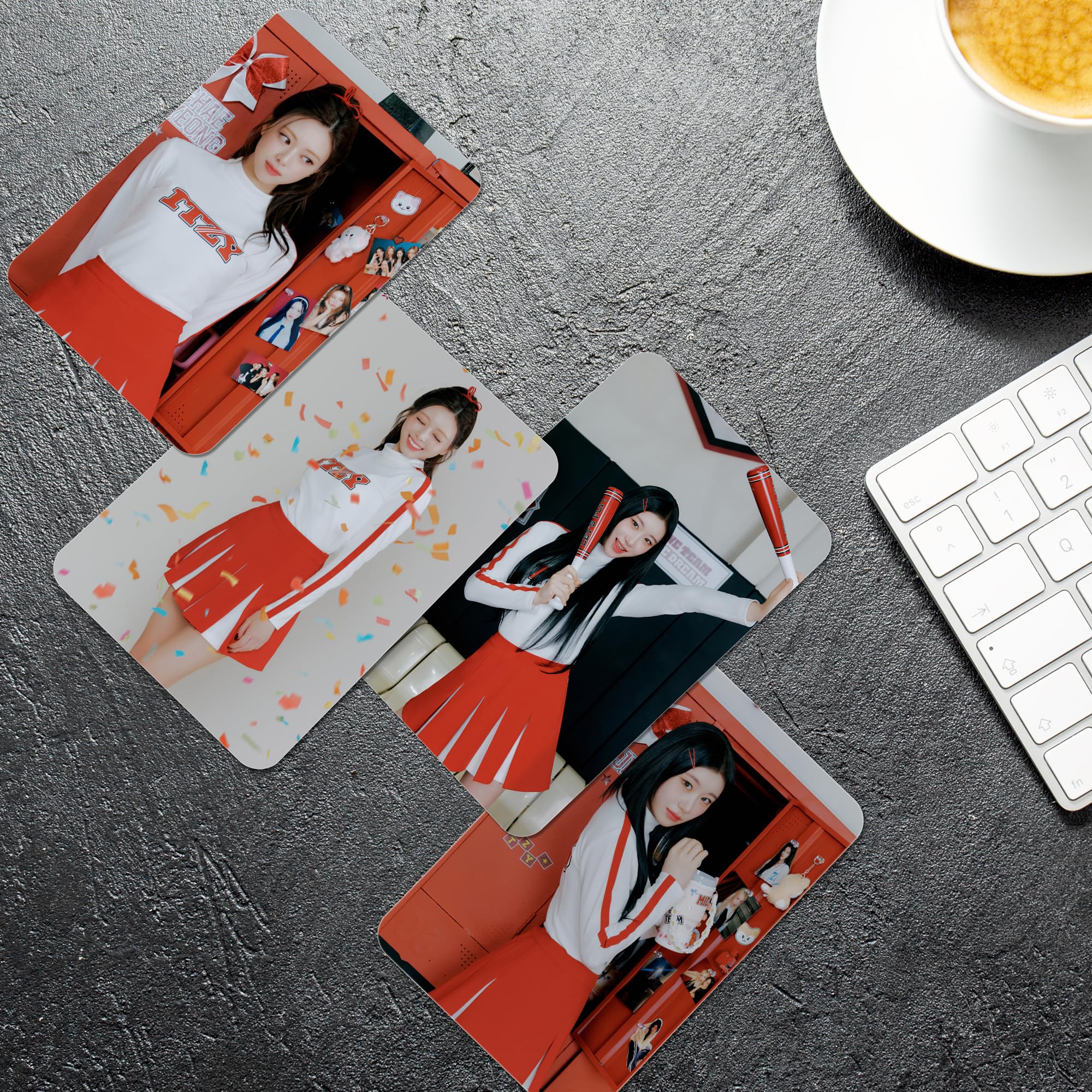 Itzy Midzy Fan Club Glossy Laminated Photo Cards (Set of 14+2 Freebies) 1