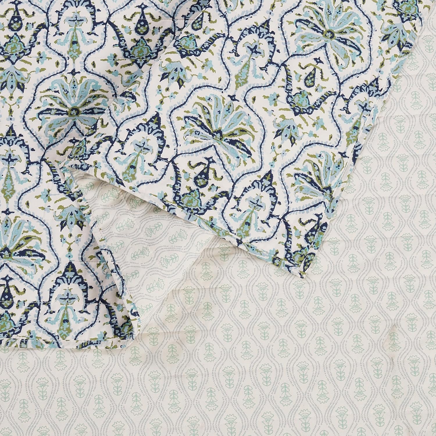 Hamilton Reversible Quilt and Pillow Sham Set, 3-Piece All Cotton Damask Lightweight Quilted Bedding Set - King Size, Cream/Blue