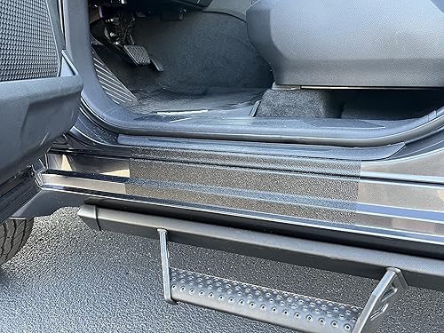 TufSkinz  Protección del umbral de la puerta - Compatible con Tundra 2022-2022 - Los kits varían