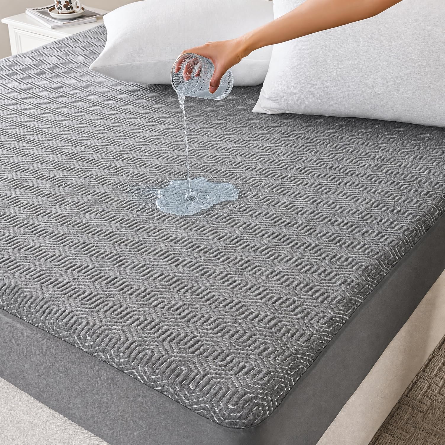 GRT Waterproof Mattress Protector Double Bed, Bamboo Charcoal Cover – Oeko-Tex Certified TPU, Breathable & Noiseless, Hypoallergenic, Absorbs Odor & Moisture