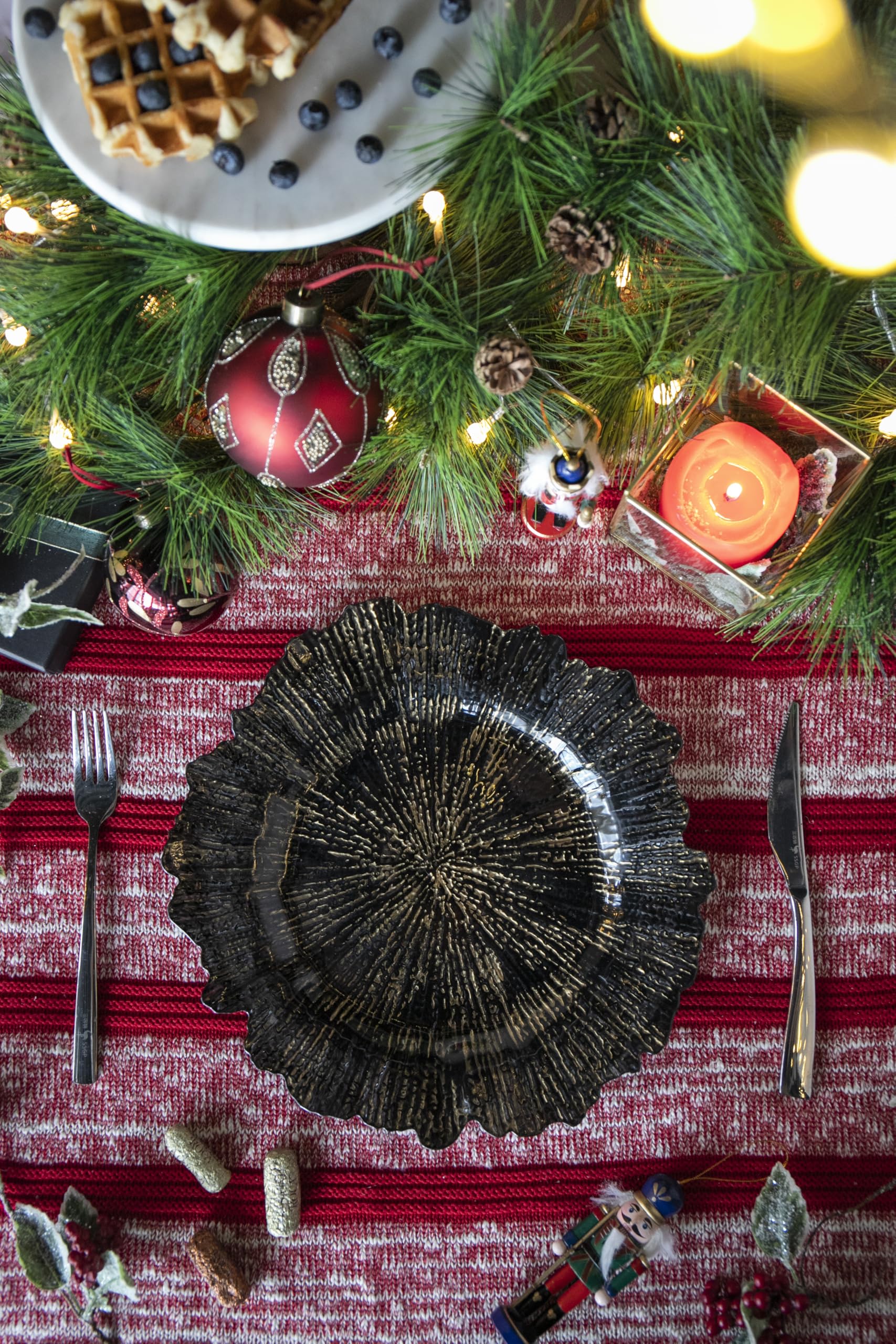 HXUHUWS Enhance Your Dining Experience with 8 Pack Plastic Charger Plates, Medium Weight, Use for Events and Home, Black, 13