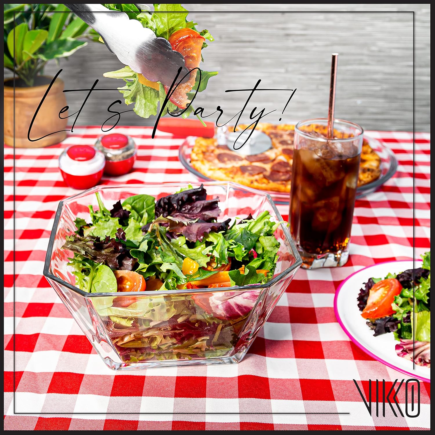 Vikko Glass Salad Bowls, Thick Glass Square Bowls for Snacks, Serving, and Entertaining, 64 Oz Decorative Fruit Bowl, 2 Quart, Geometric Square Bowl