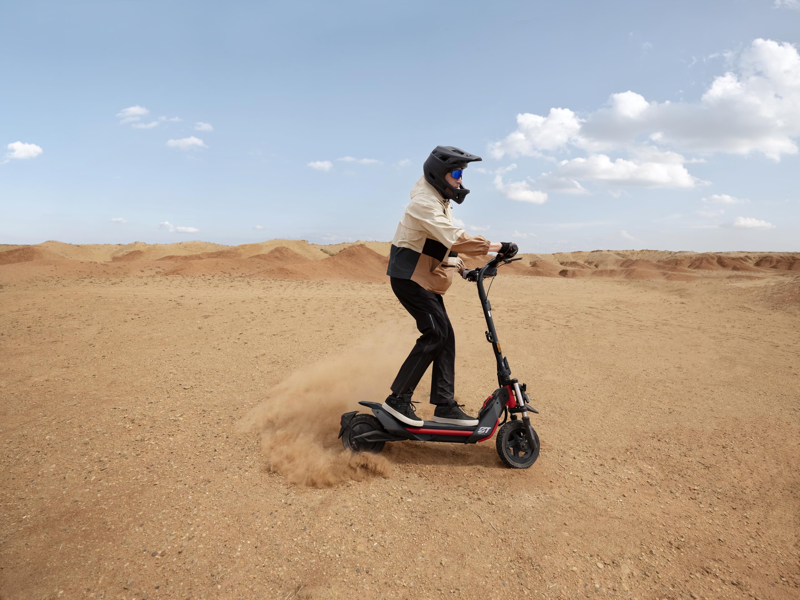 Segway ZT3 Pro D, E-Scooter mit Deutscher Straßenzulassung, 70 km Eco Modus Reichweite, 56km im Sport Modus, Vollfederung, 120 kg Tragkraft, 25% Steigung, Offroad-Reifen, Apple Find My, wasserfest