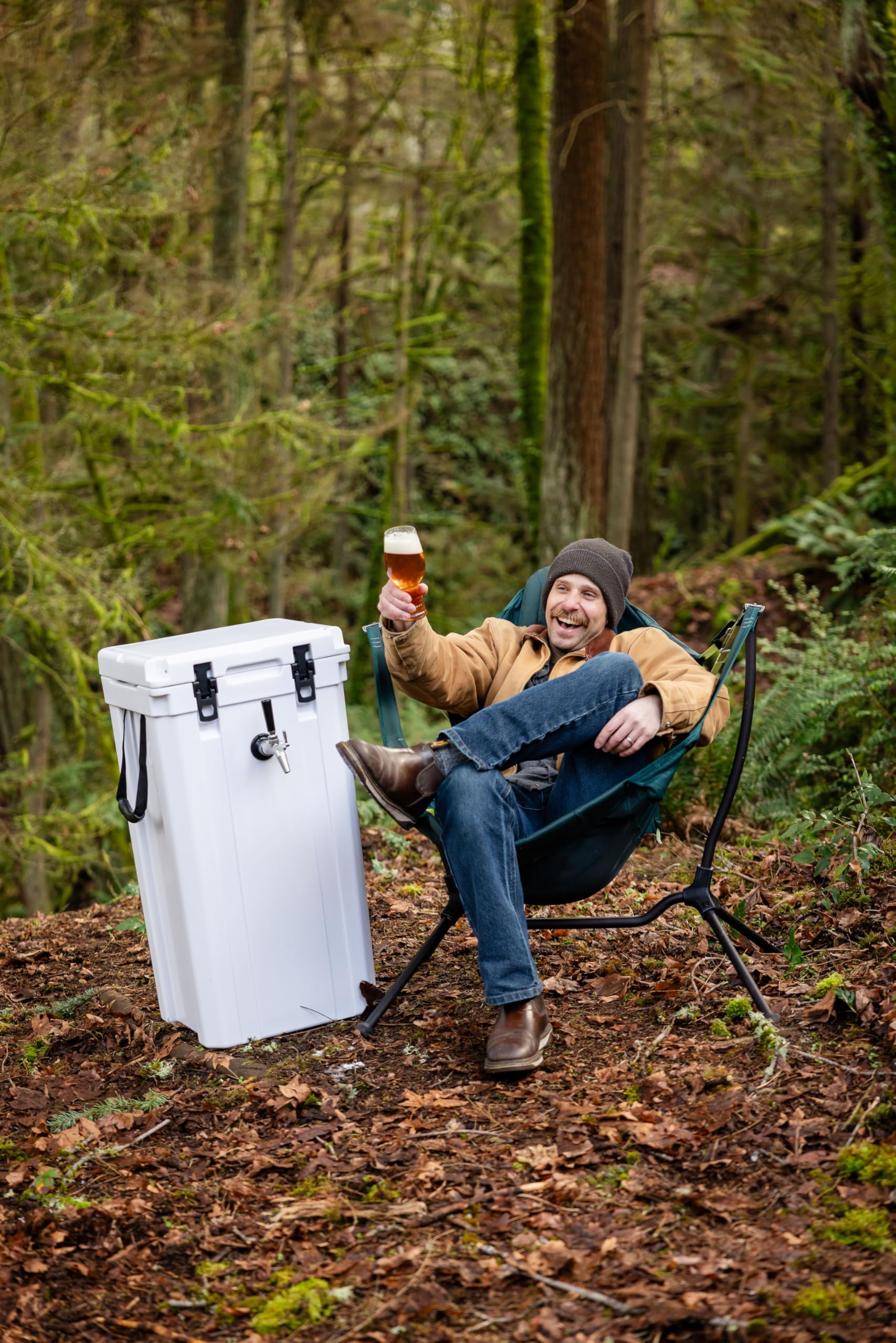 Brewcursion Maxidraft Portable Kegerator Keg Cooler (Red) on Fridge.com - View 4