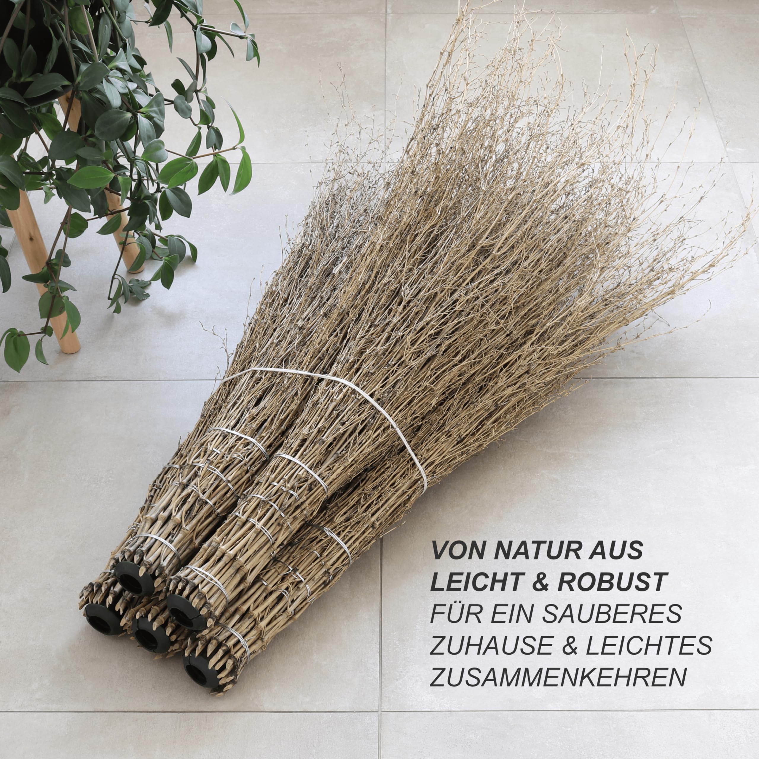Bambusbesen Spar Set - Stallbesen aus Bambusreisig - Reisigbesen mit Kunststoff-Stielaufnahme - Strauchbesen, Hexenbesen, Reiserbesen - Kehrbesen für Haus & Garten - 10 Stück