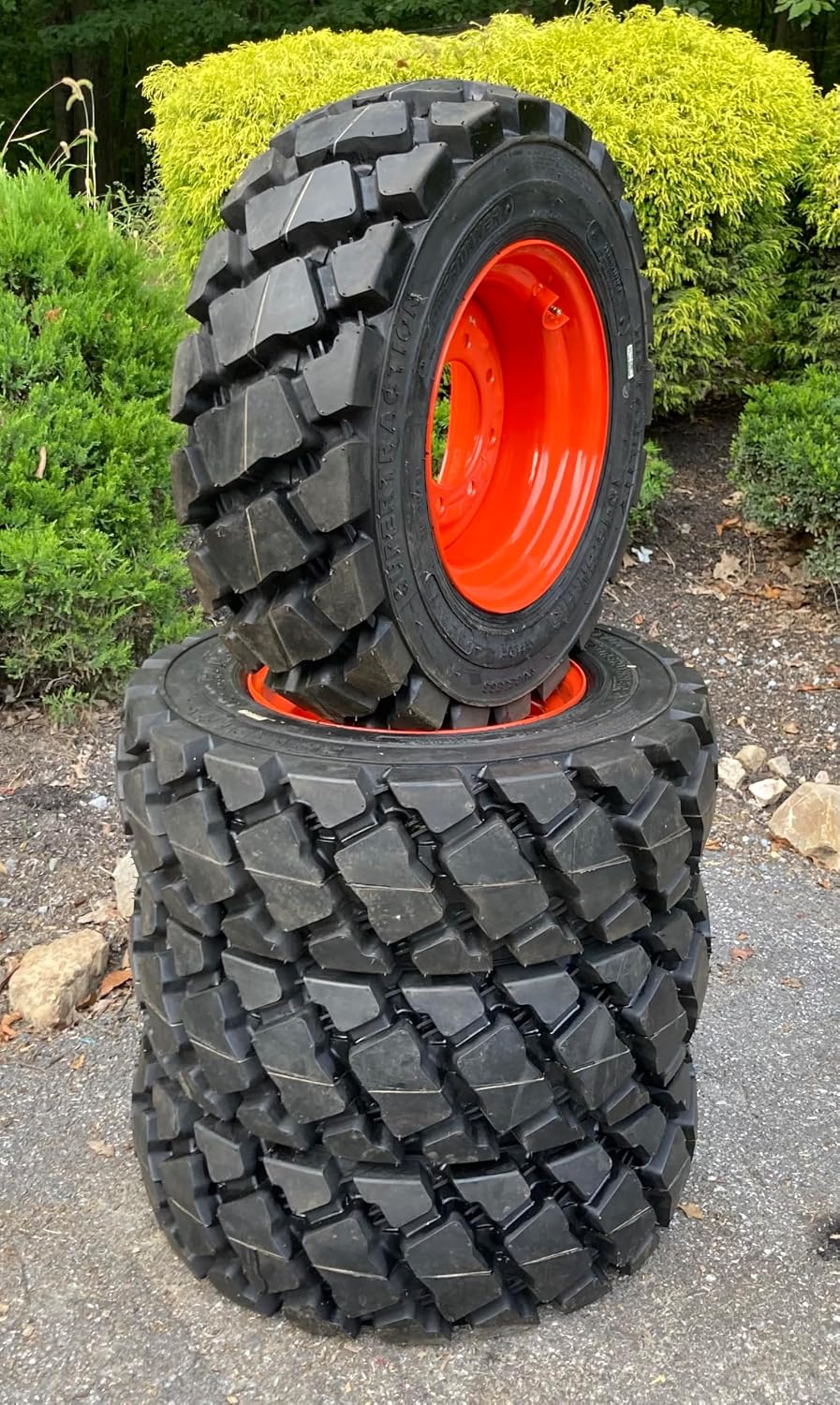 Set of 4-Heavy Duty 10-16.5 Forerunner SKS-7 Skid Steer Tires on Wheels/Rims (8 lug) for Bobcat 742, 743, 751, 753, 763, 773, 7753 & more -12PLY-10X16.5 -Heavy duty non-directional tread pattern
