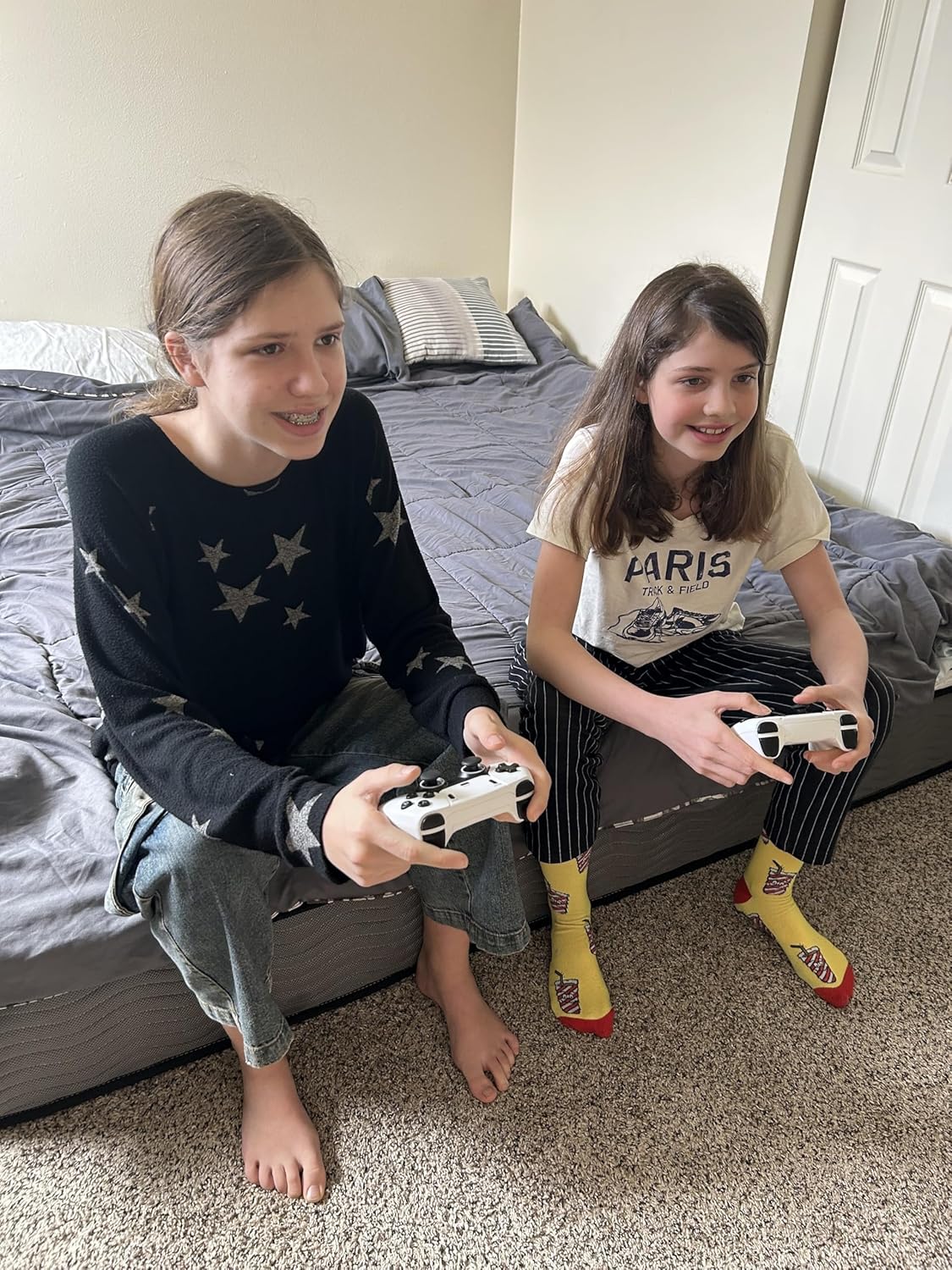 Boltz Retro Stick Gaming Stick – Retro Gaming Console with 40,000+ Classic Video Games, 9 Emulators, 128GB Storage, Plug & Play 4K HDMI Output, Includes 2 Wireless 2.4GHz Controllers 9 91bToQEB9 L. SL1500