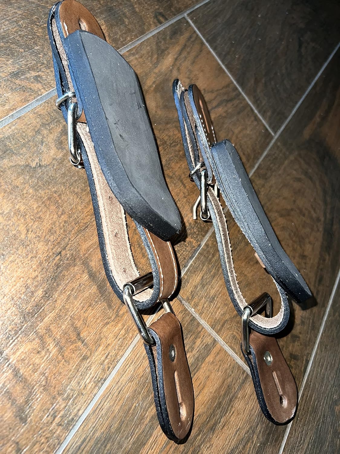 EPT Bull Ropes Adult Bull Riding Leather Spur Straps 1 1/4" x 11"