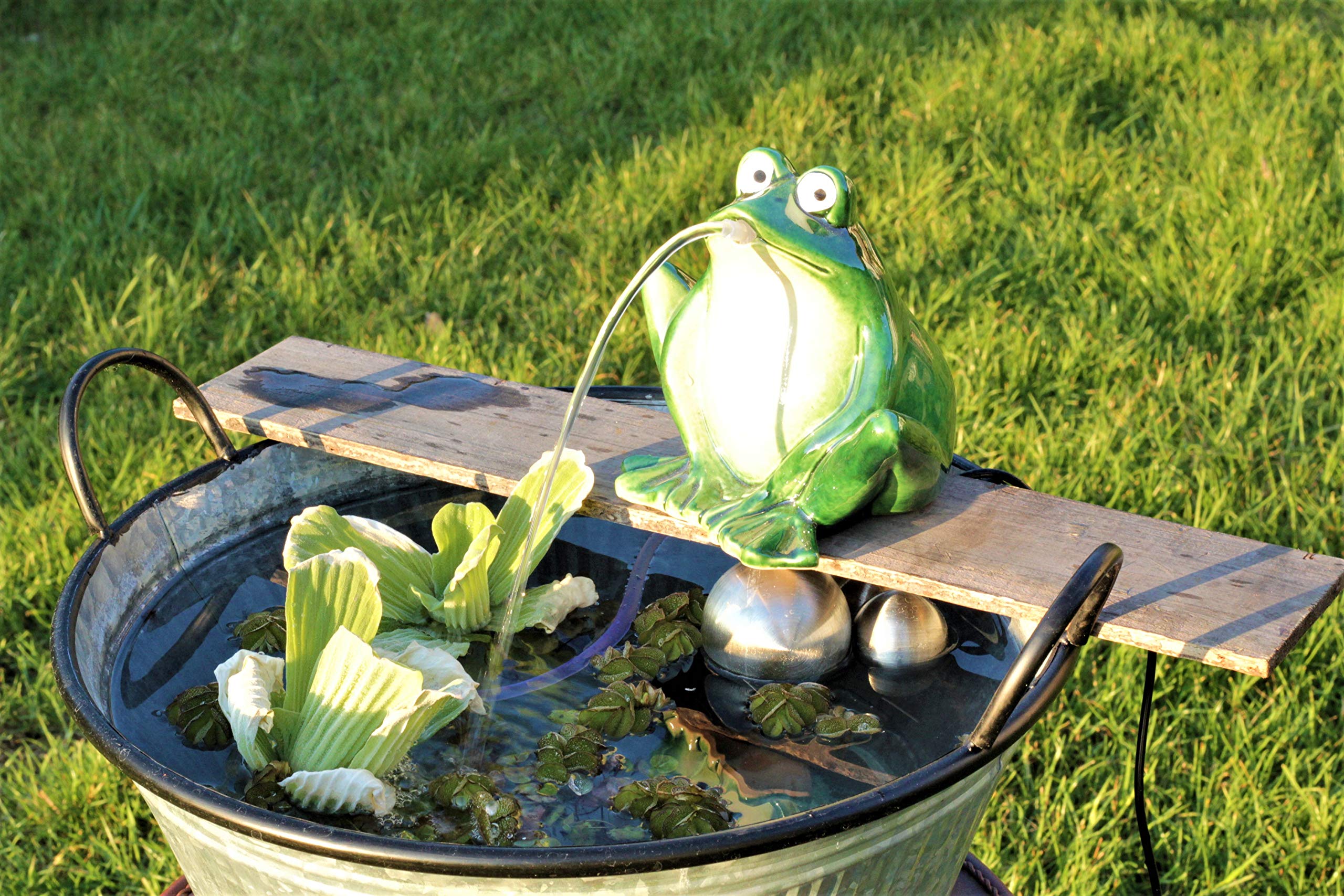 Wasserspeier Frosch 16 cm dk.grün mit Solarpumpe Solaris 170