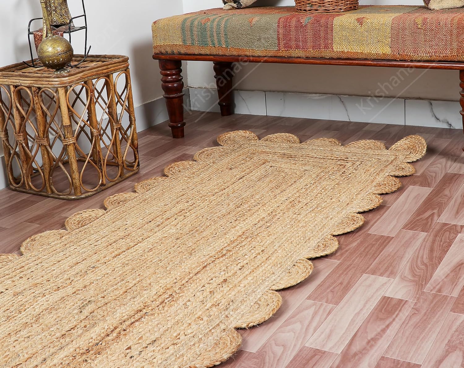 Hand Woven Natural Jute Scalloped Rug, Reversible Boho Entry Area Rugs for Kitchen, Living Room, Farmhouse Indoor Outdoor Decorative Floor-Rug, Bohemian Style Size 2x6 Ft