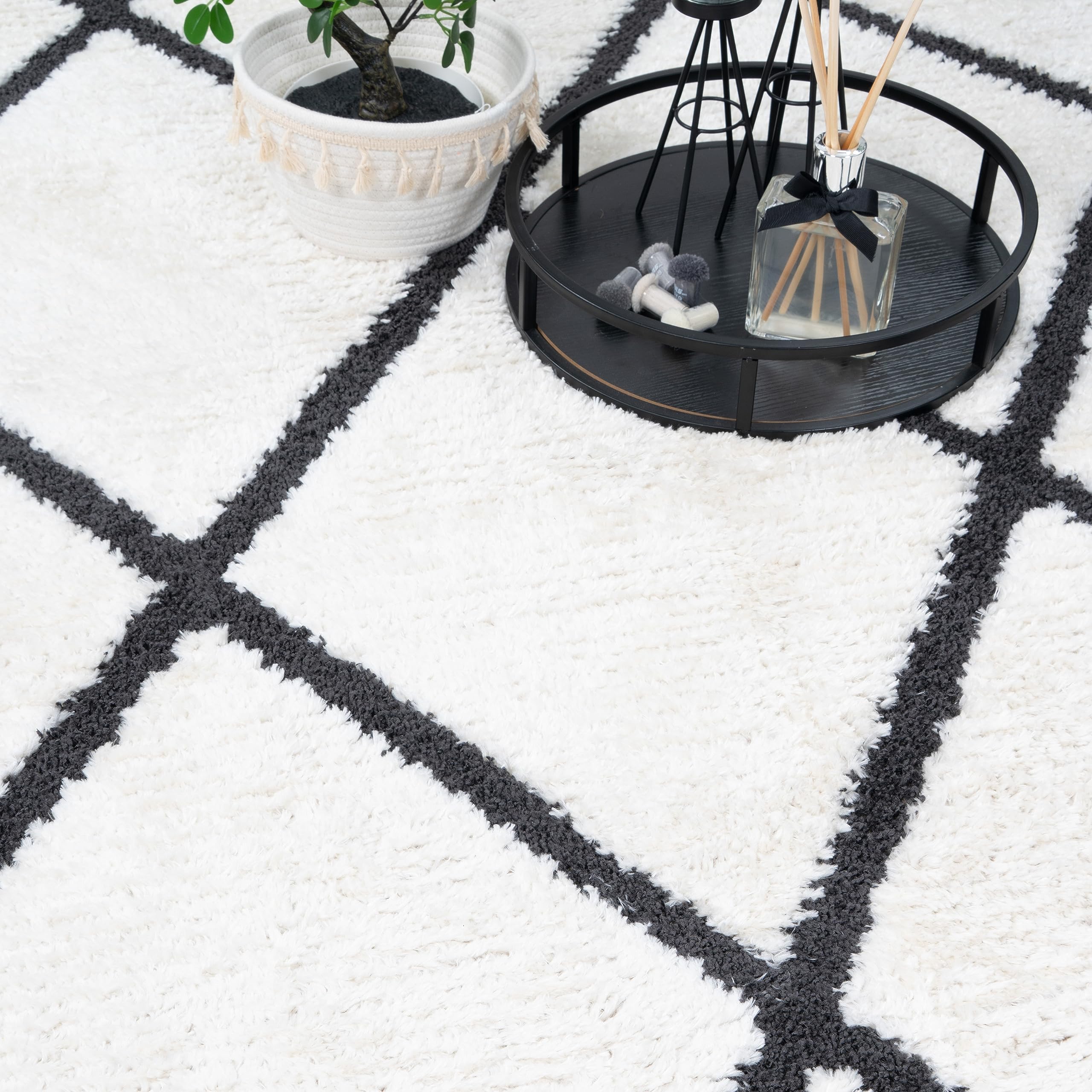 160 x 230 Teppich Wohnzimmer Ivory Creme weiß Berber kurzflor Fransen Boho Skandi Designer Marokkanisch Zertifiziert Made in Germany Design Manufaktur Markenteppich Oeko TEX