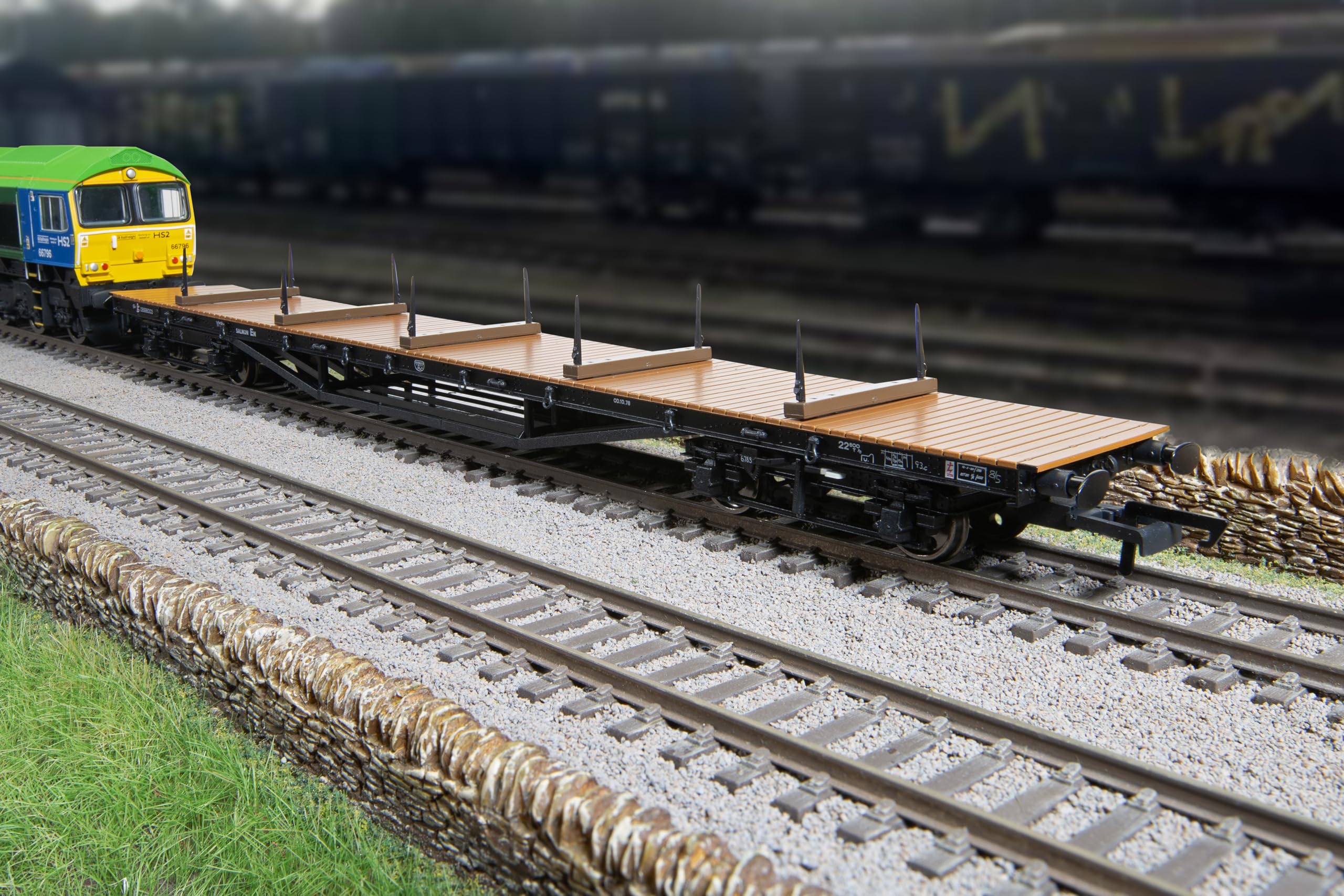 Hornby R60203 BR YMO Salmon Bogie Wagon – Güterwagen der 6. Ära, Waggons und Wagenpakete, Schwarz