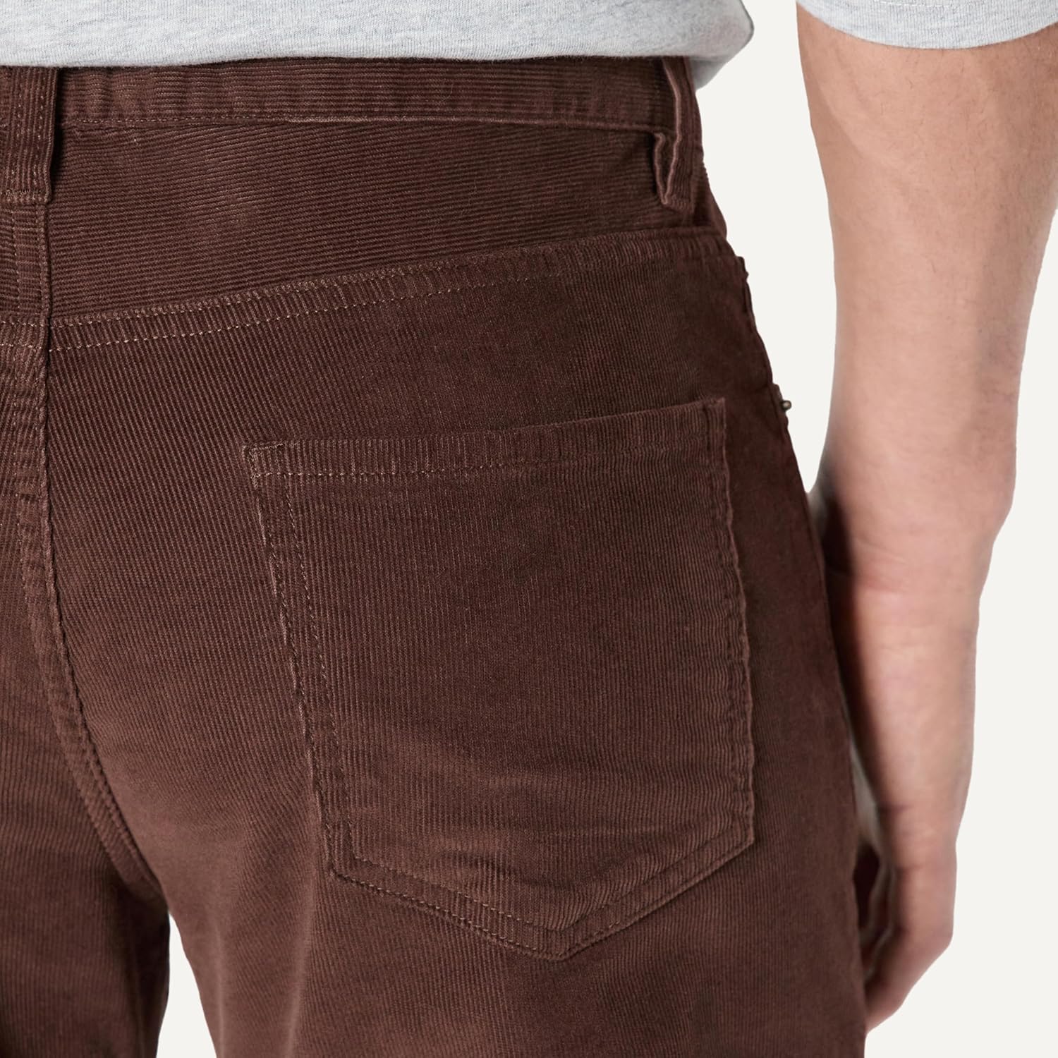 Amazon Essentials Men's Straight Fit 5 Pocket Corduroy Pant