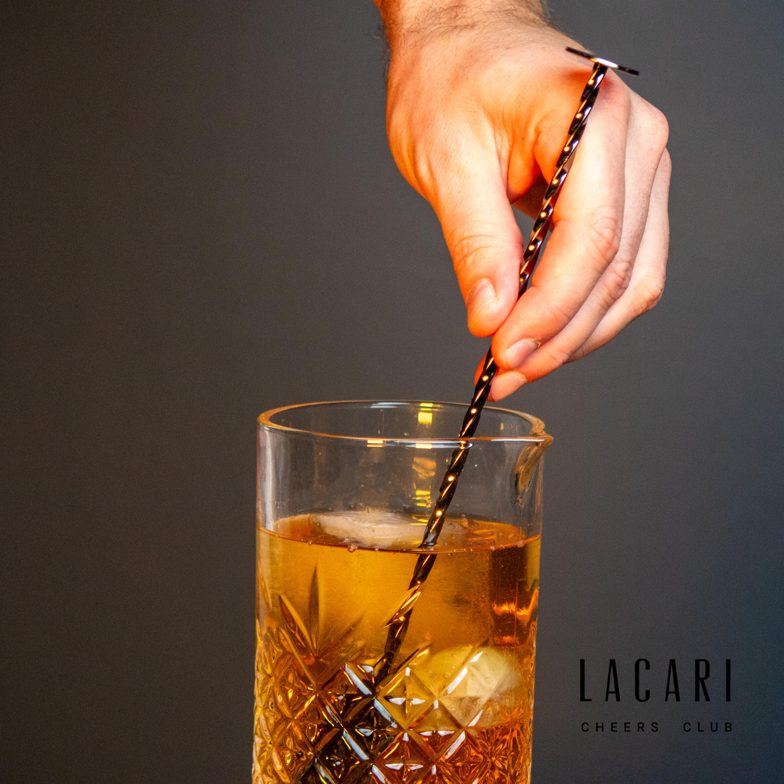 HENDI Cuillère à cocktail, BarUp, cuillère de bar à melanger en spirale, agitateur torsadé pour barman ou usage domestique, 385x35mm, acier inoxydable avec revêtement en poudre noir HENDI Cuillère à cocktail, BarUp, cuillère de bar à melanger en spirale, agitateur torsadé pour barman ou usage domestique, 385x35mm, acier inoxydable avec revêtement en poudre noir