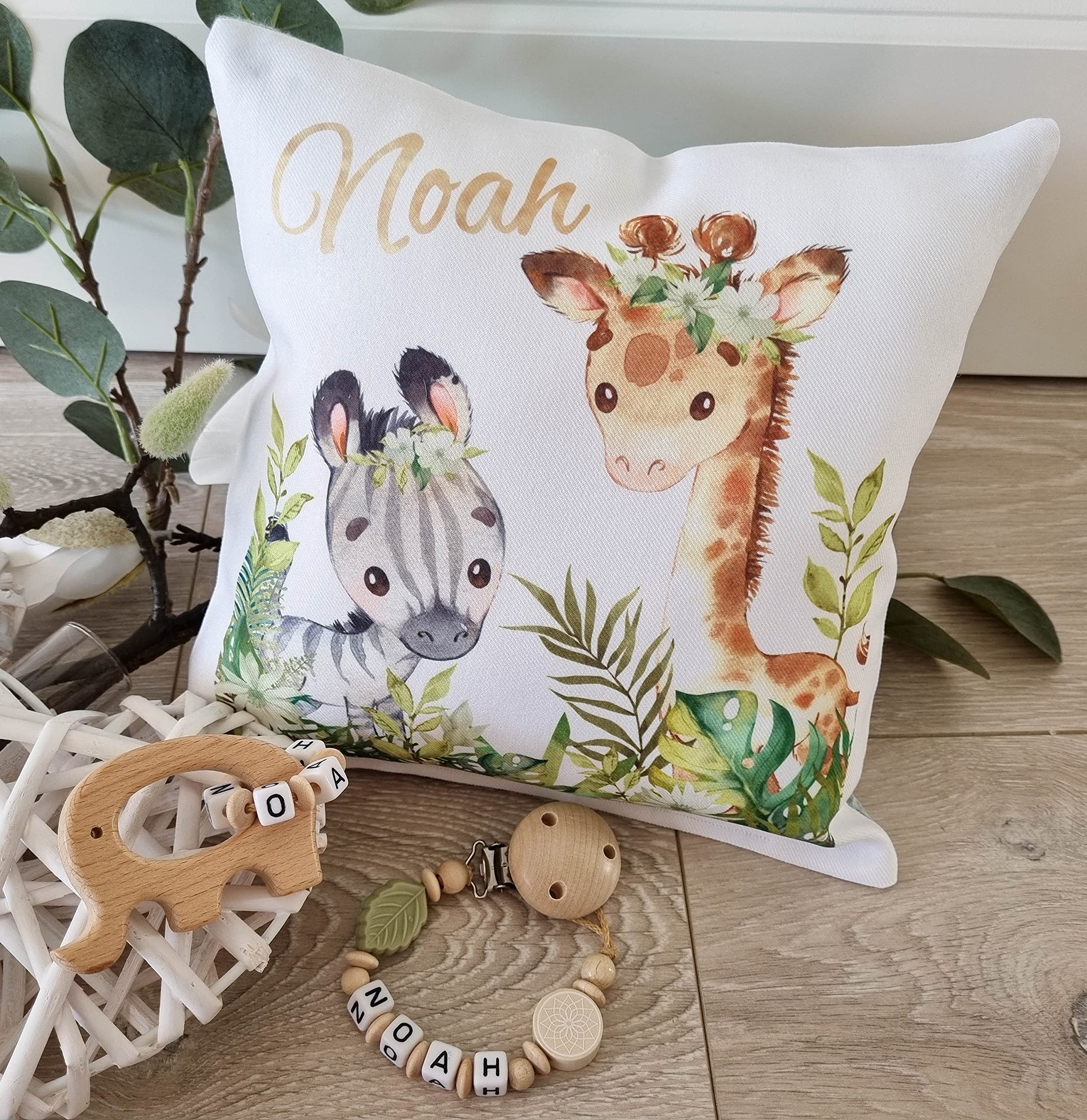 Windeltorte mit Name - Kuschelkissen Giraffe Zebra I Geschenk, Babyparty, Geburt oder Taufe + auf Wunsch, gratis Grußkärtchen