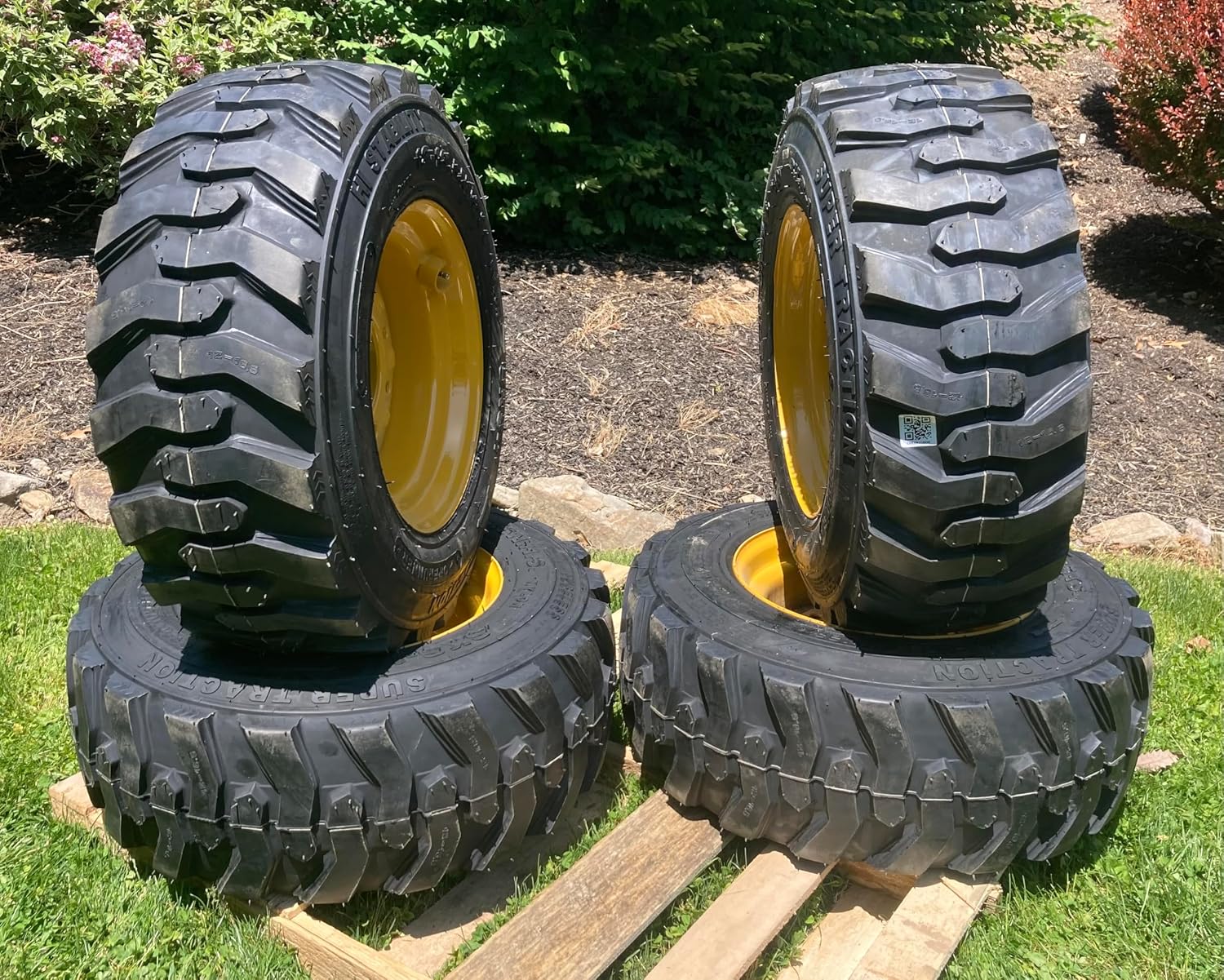 (1) 12-16.5 Forerunner SKS-1 Skid Steer Tire and Wheel/Rim (8 lug) 6.5" Back Spacing, for John Deere, Mustang & more - 14PLY - 12X16.5 (Right Side Mount)