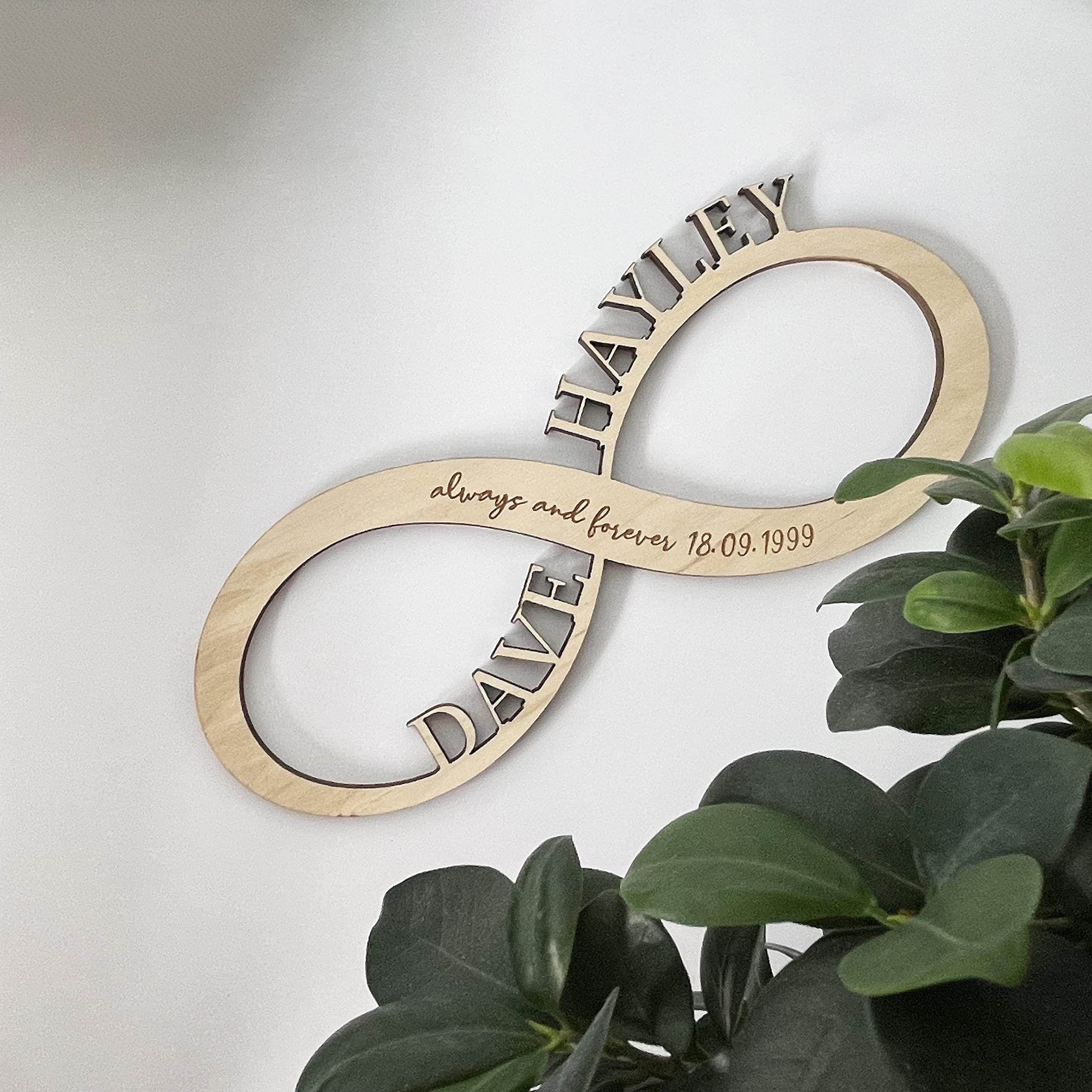 stika.co Personalised Infinity Sign with Names and Date - Custom Wooden Plaque for Wedding, Anniversary, Valentine's Day - Unique Home Decor Gift