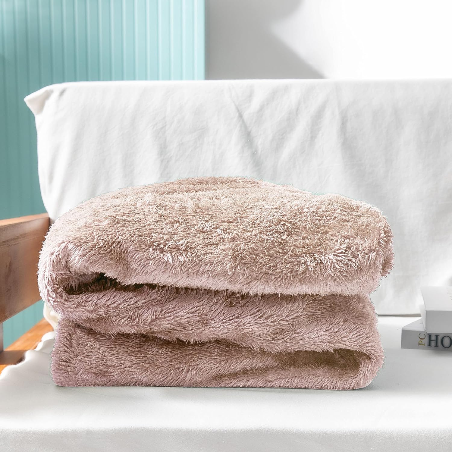 Exclusivo Mezcla Plush Fuzzy Large Fleece Throw Blanket (50" x 70", Camel)- Soft, Warm& Lightweight : Home & Kitchen