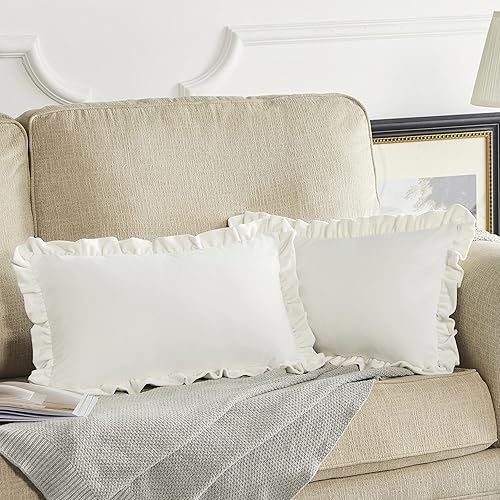 Vista 21 de GIGIZAZA Juego de 2 fundas de almohada de lujo de 18 x 18 pulgadas, fundas decorativas de terciopelo con volantes para sofá Verde azulado