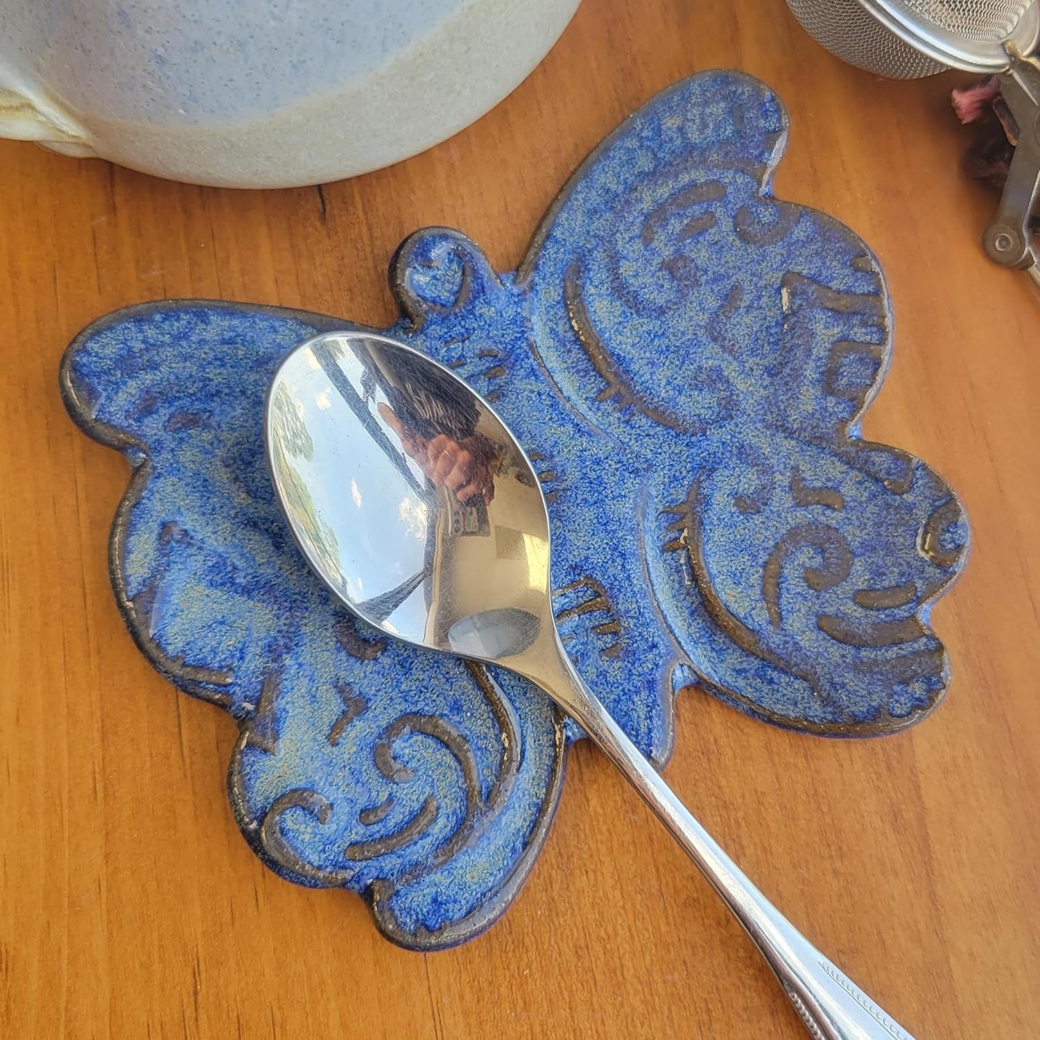 Mariposa Butterfly Shaped Spoon Rest for Kitchen Countertop Coffee Bar Decor Mini Size Holder (Variegated Blue)