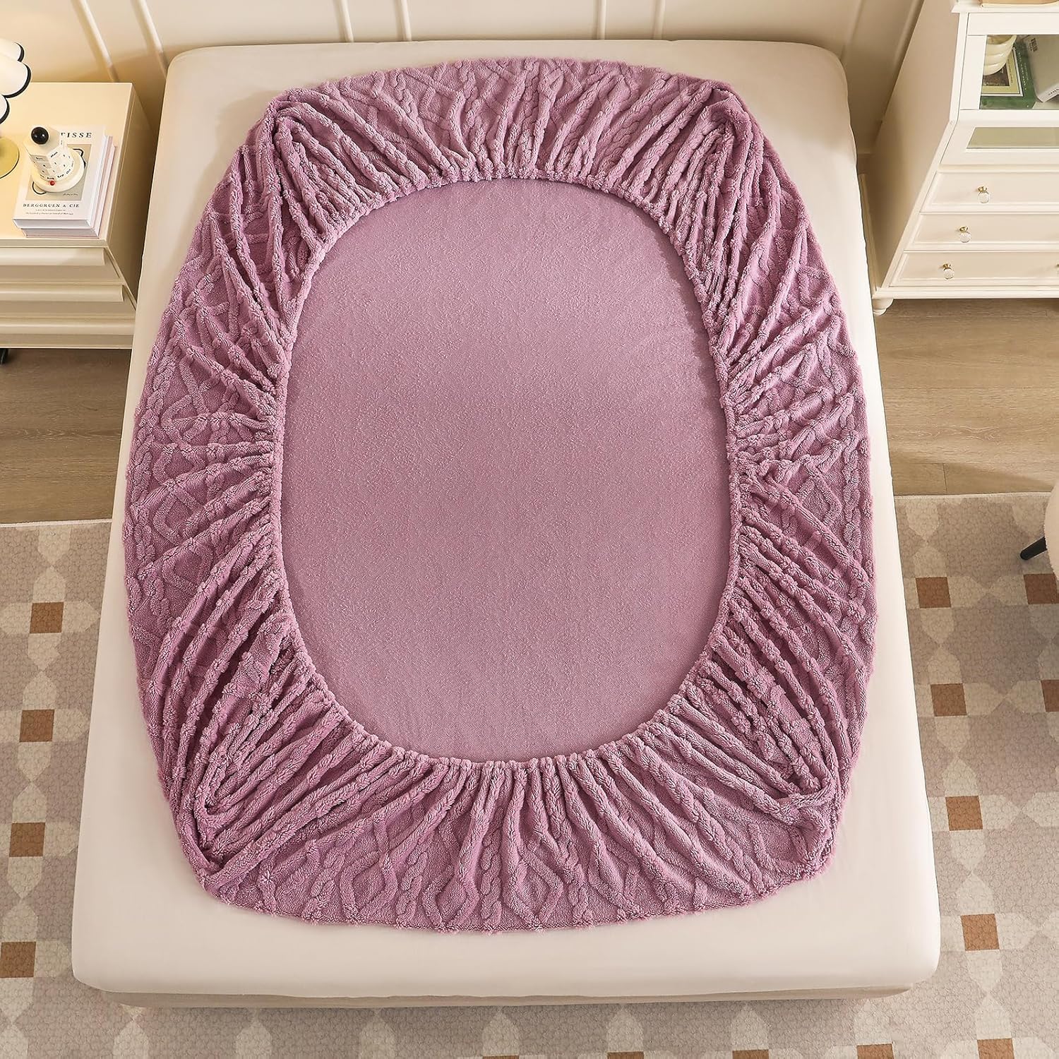 ZIQINPSQ Luxury Mattress Covers with 15" Deep Pocket,Purple Twin Size Fitted Sheet with 1 Pillow Sham,Ultra Soft & Warm Mattress Protector for All Season,39x75 Inches.(Twin,Purple)