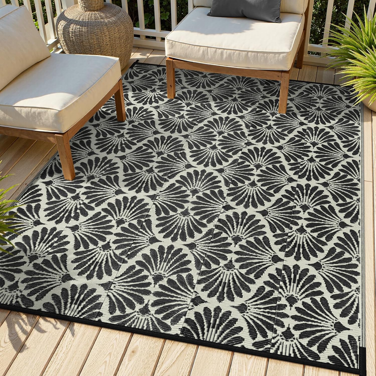 Lahome Outdoor Rug Patio Waterproof 6x9, Black Outdoor Plastic Straw Rug for Porch, Portable Lightweight Mats for Backyard Garden Deck Camping Outside, Black White,6'x9'