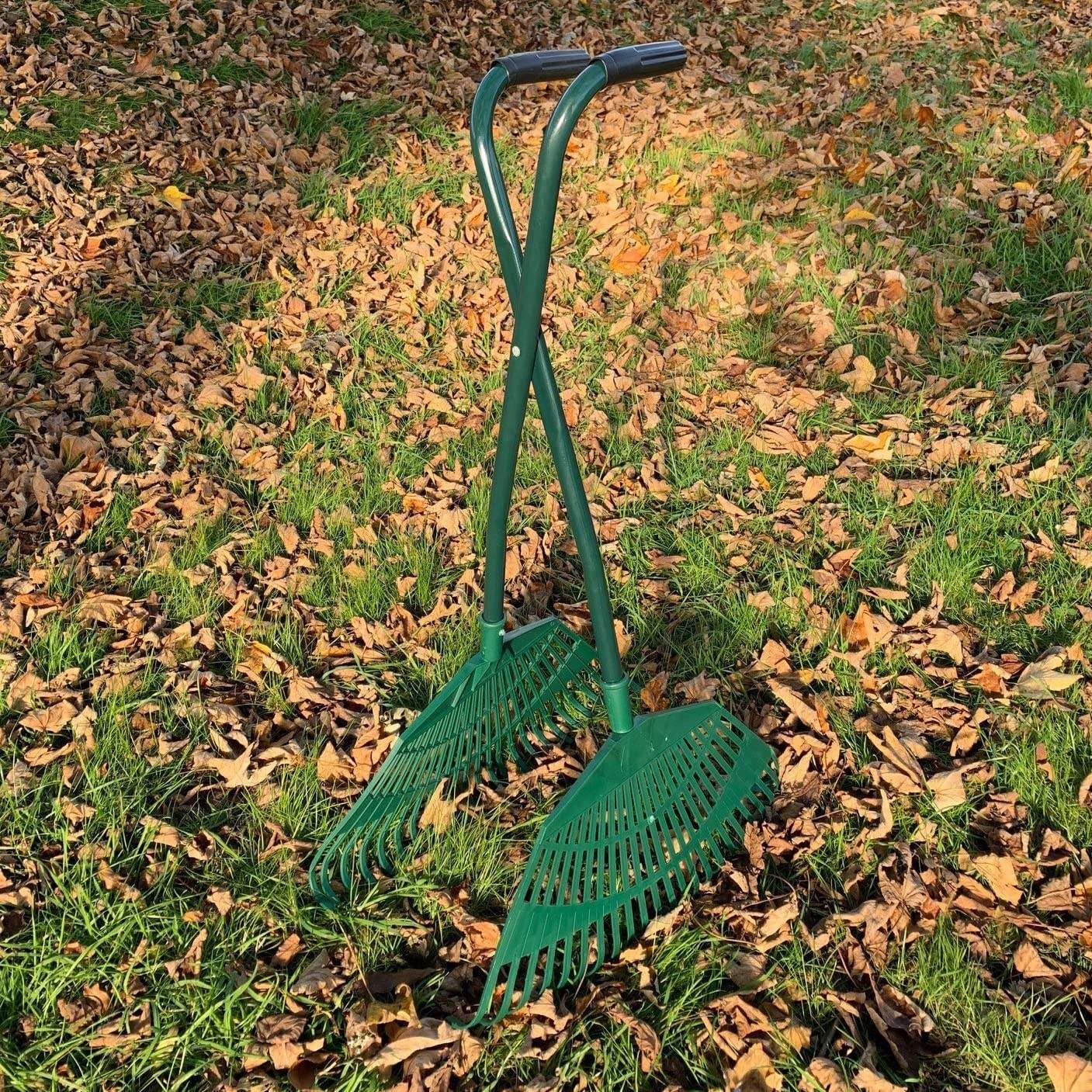 Robuster Laubgreifer mit langem Griff zum einfachen Sammeln von Blättern, Grasschnitt und Schmutz-Laubsammler für die Gartenreinigung.