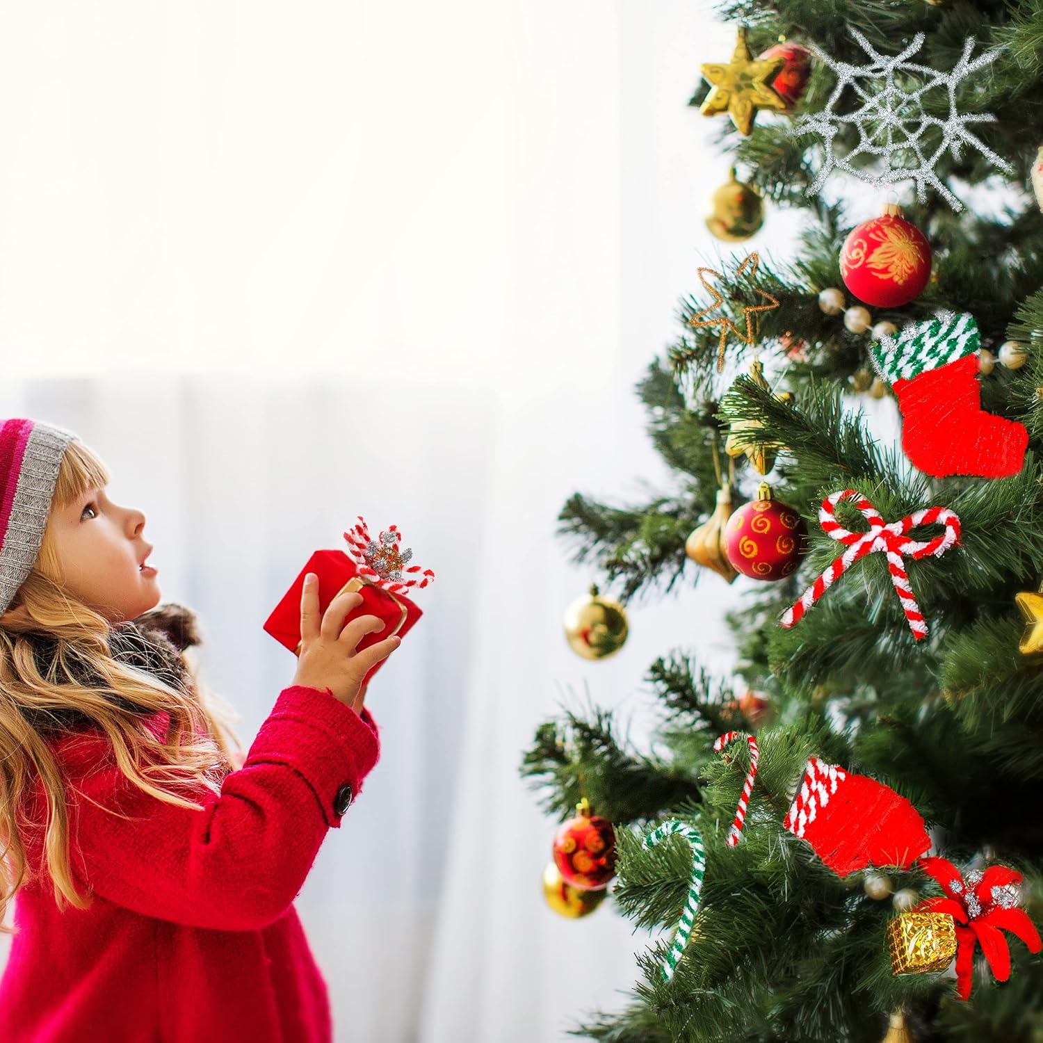 320 Pieces Christmas Pipe Cleaners Craft in 8 Colors Chenille Stems for Home and School DIY Art Crafts.Suitable for Christmas or Daily Decoration.(0.23 x 11.8 Inches) : Arts, Crafts & Sewing