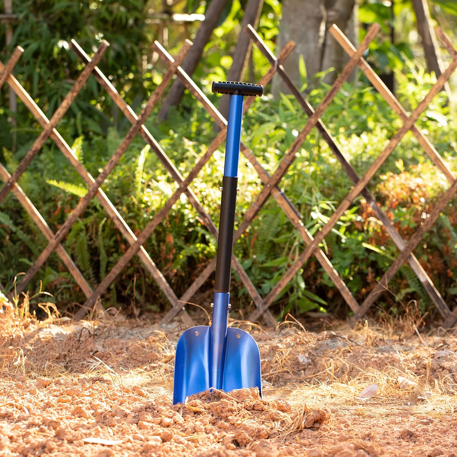 review Lightweight Extendable Aluminum Telescoping Compact Utility Snow Shovel, Blue