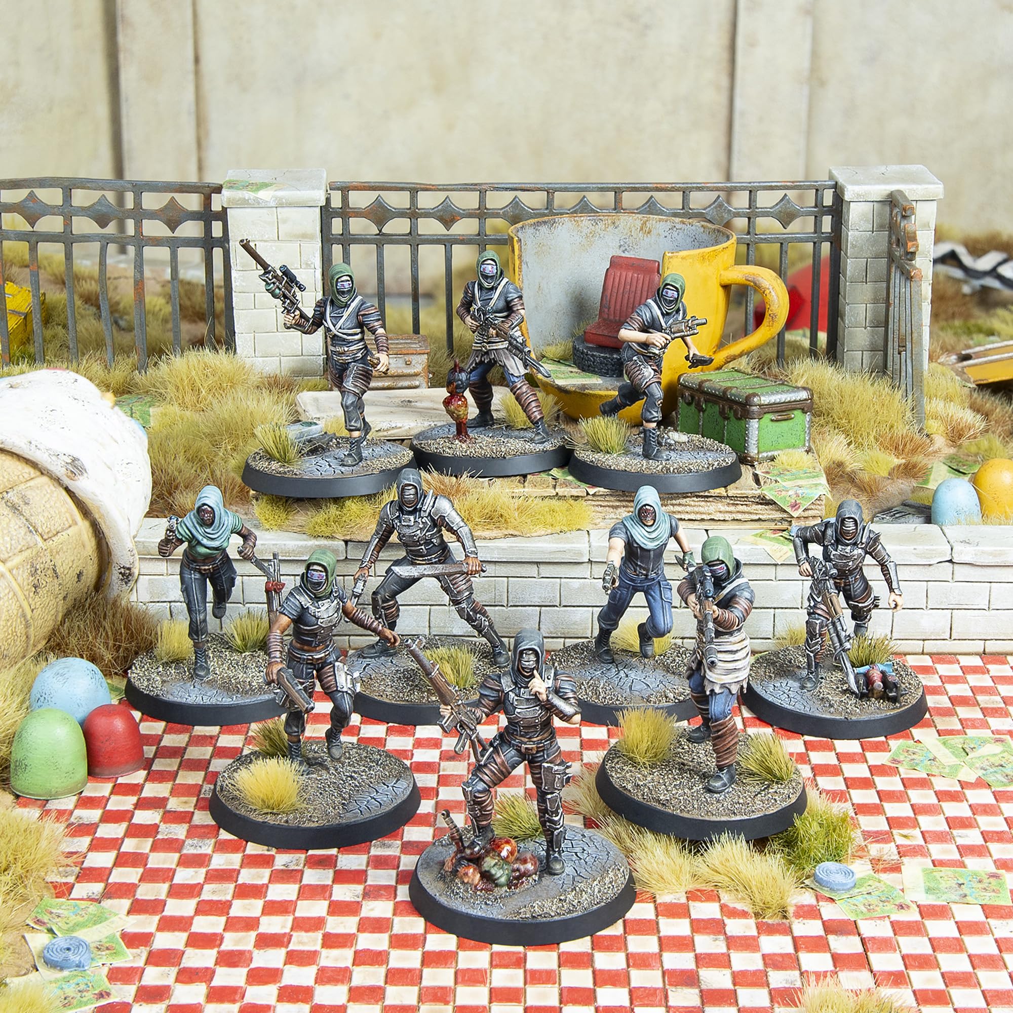 Modiphius Entertainment: Fallout Wasteland Warfare: Raiders - The Disciples - 10 niemalowanych figurek, Nuka World Wave, miniatury kompatybilne z frakcjami