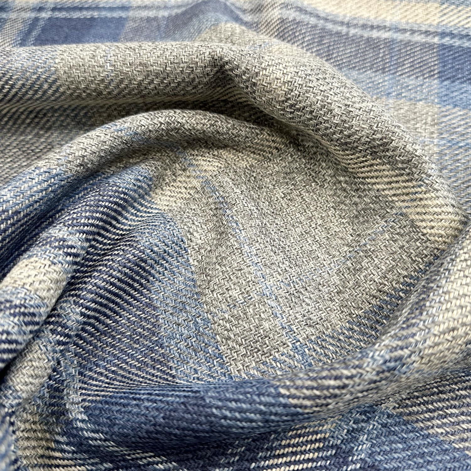 Glamour Secrets Border Upholstery Fabric Grampian Faux Wool Curtain Cushion Material - Sold Per Metre - 150 Cm Wide - 60" (Border)