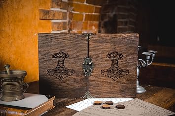 Game Master Screen made for Board Role Playing Game - Wooden Handcrafted GM Screen Set - DM Gift Idea - Gifts for Him and Her (Medium 12x9 Foldable, Dungeon Lady)